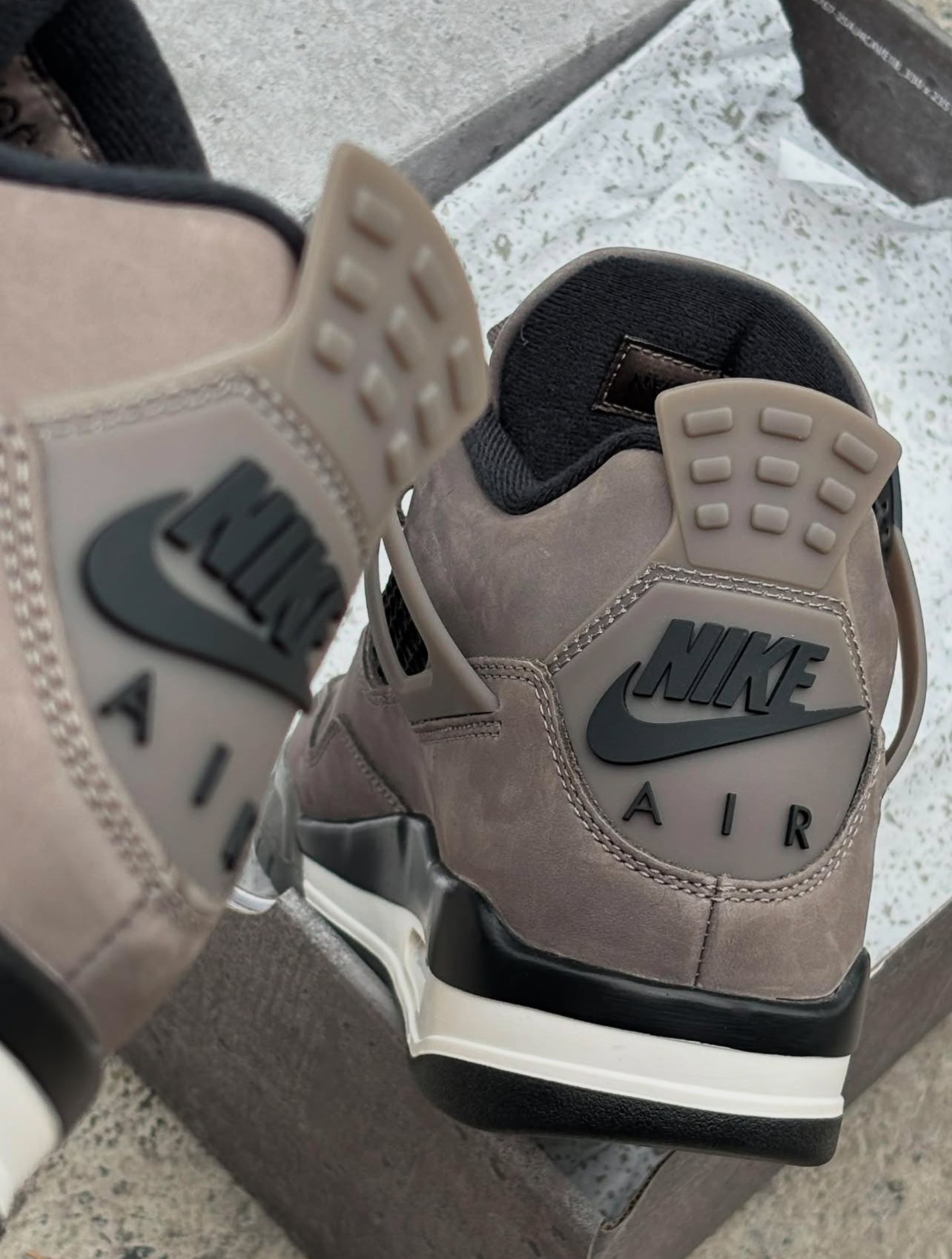 Air Jordan 4 Retro “Cave Stone”