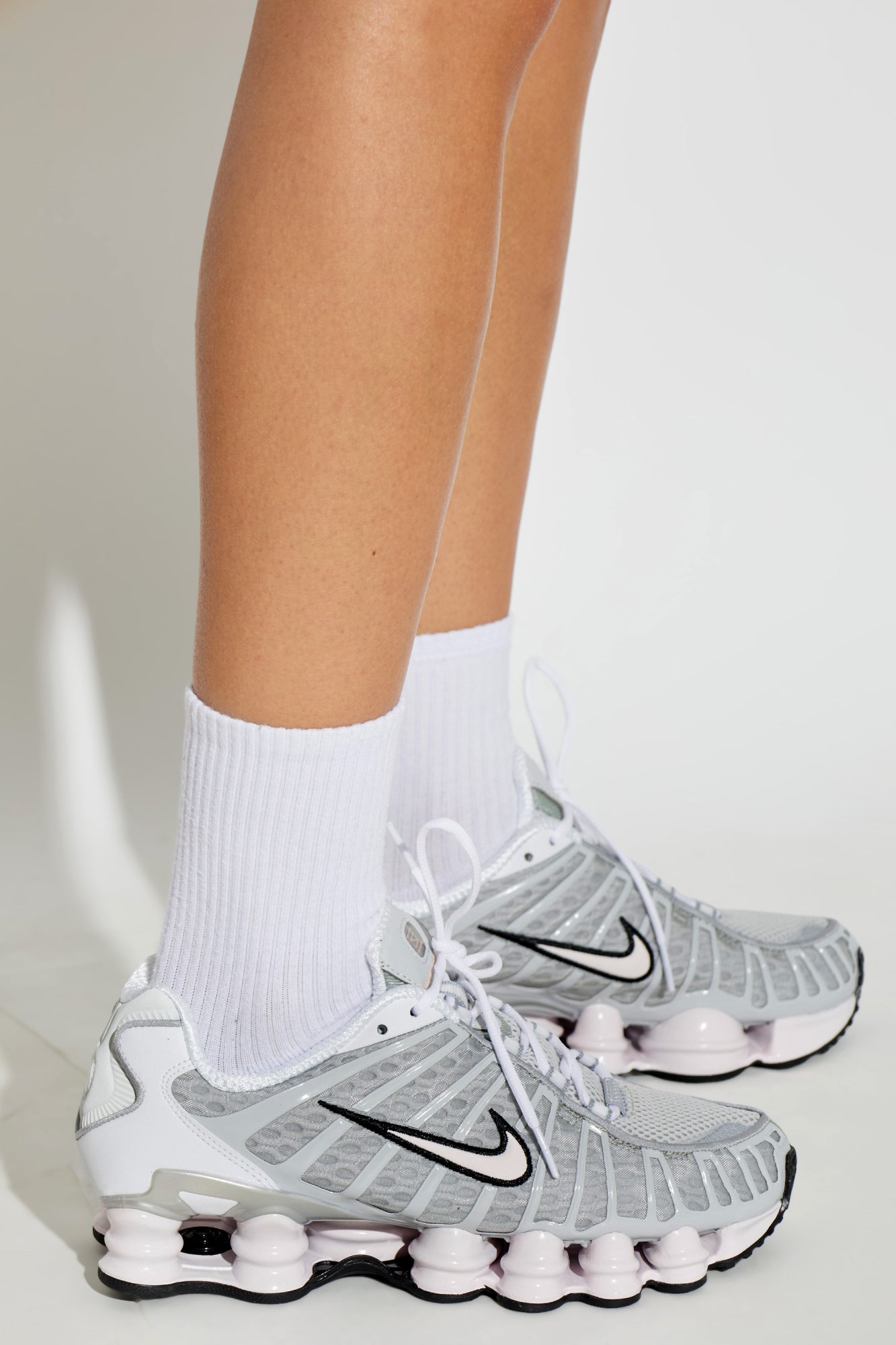 NIKE SHOX TL W Neutral Grey Pearl Pink (COD 44L1)