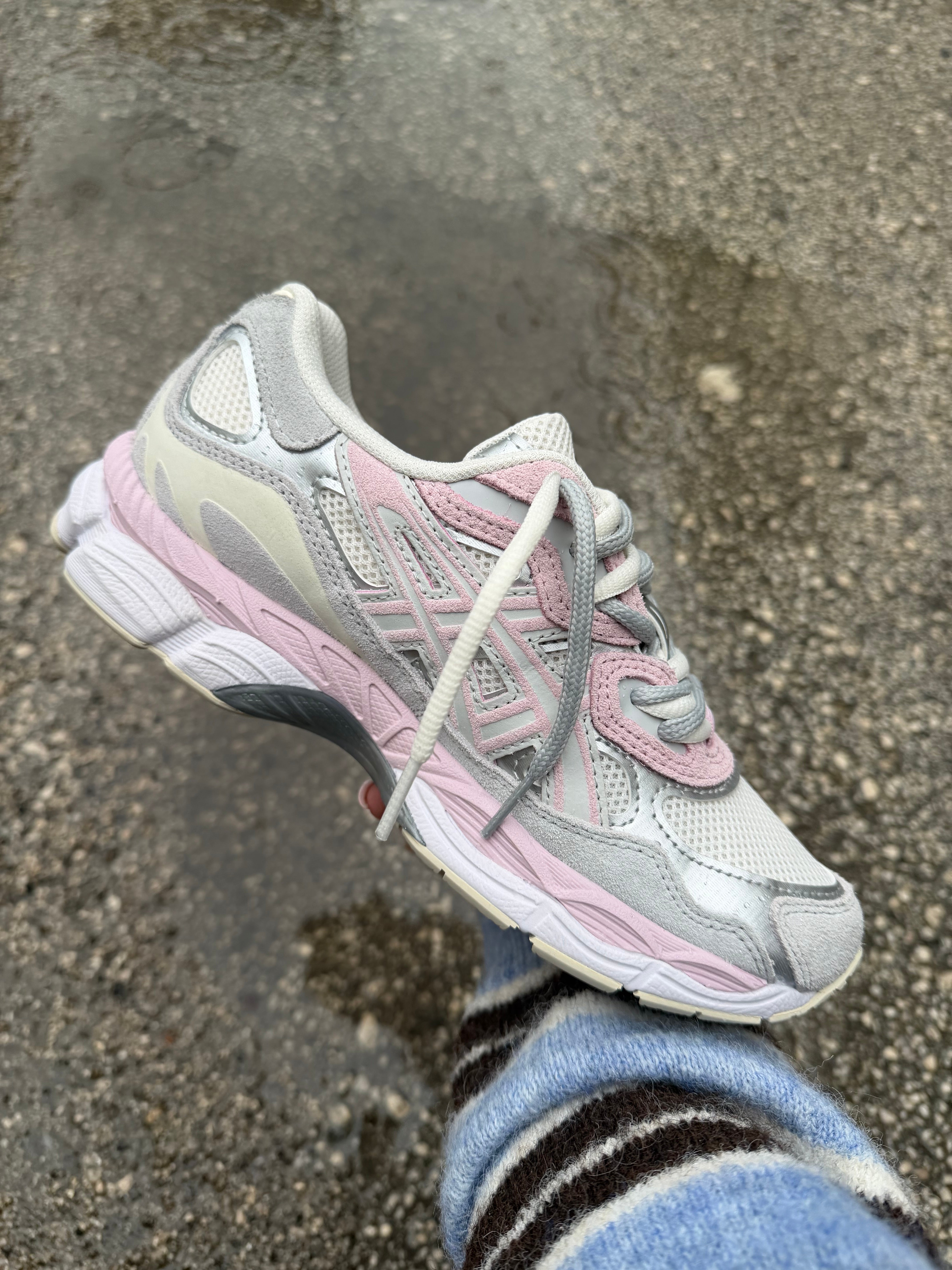ASICS Gel-NYC 'Barely Rose' (CODB5)