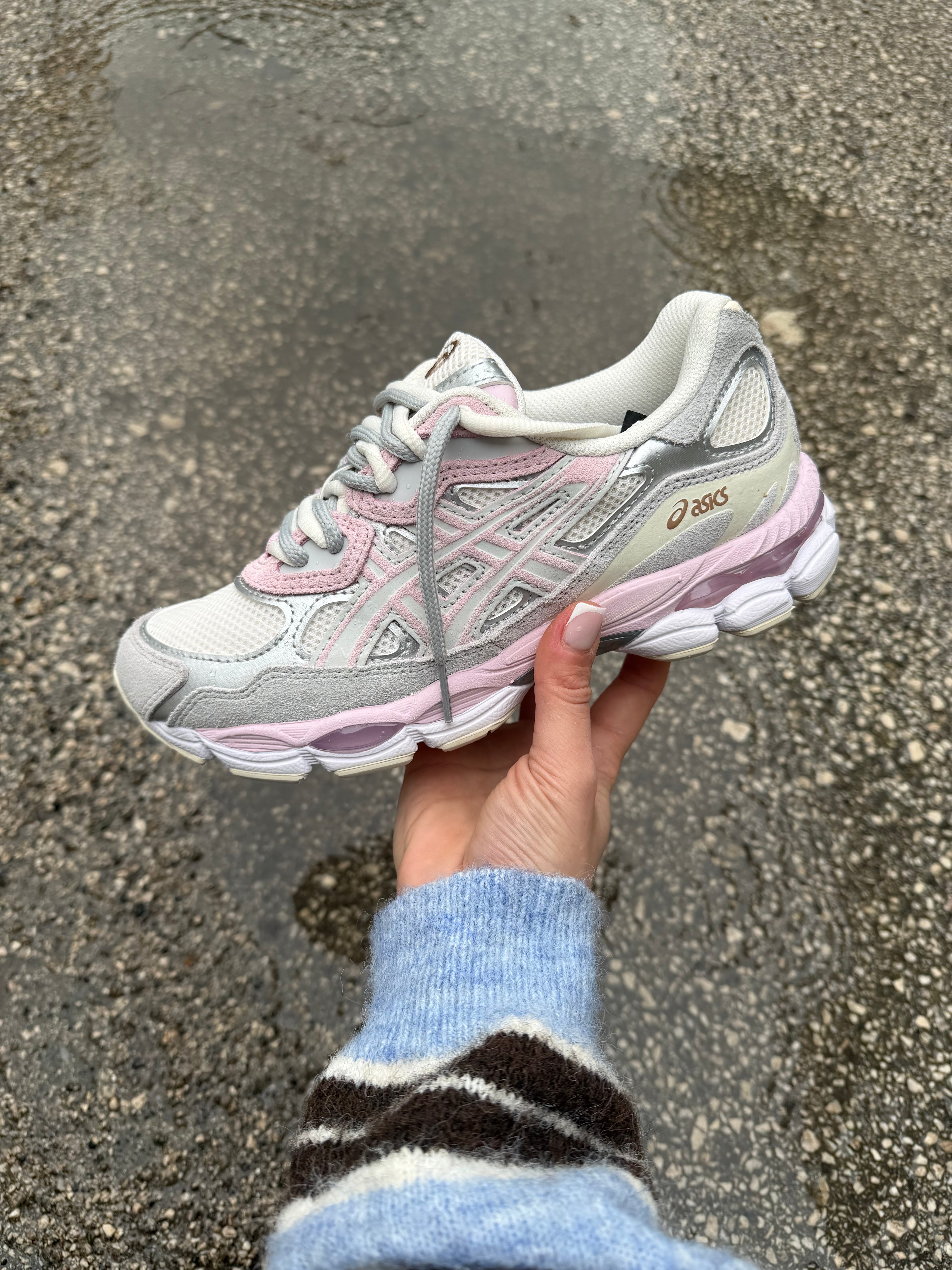 ASICS Gel-NYC 'Barely Rose' (CODB5)