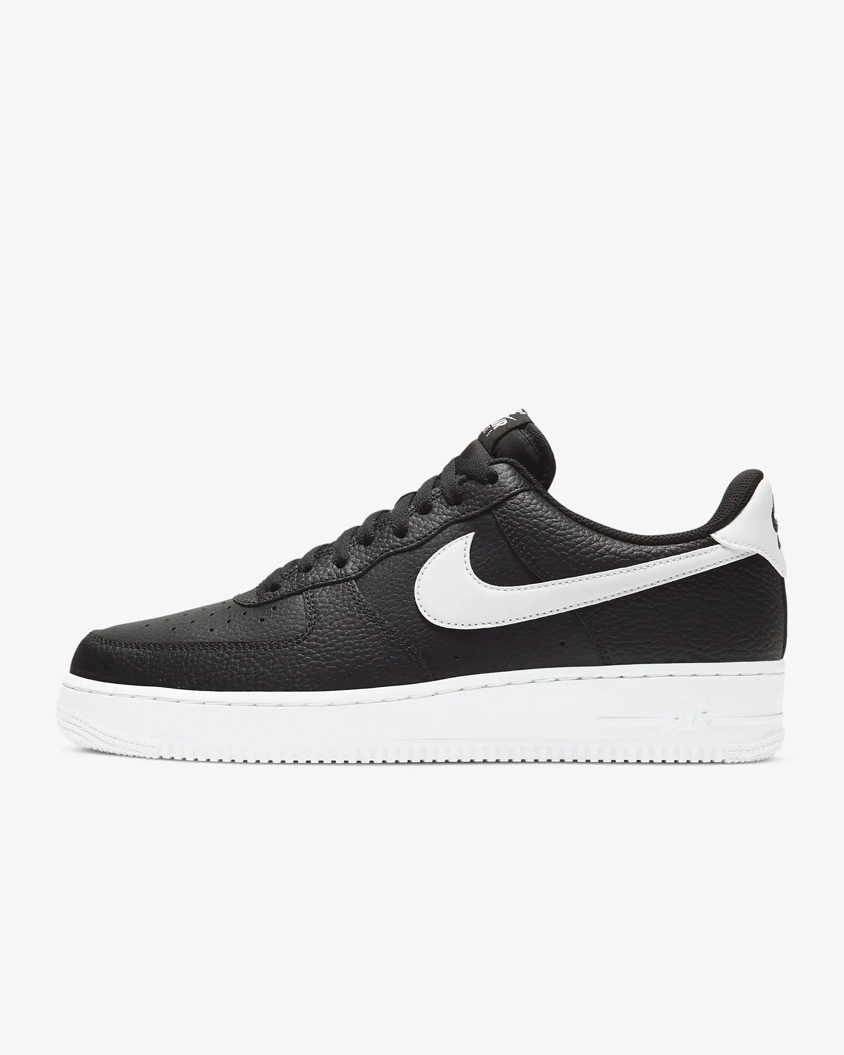 Nike Air Force 1 '07 Black and White