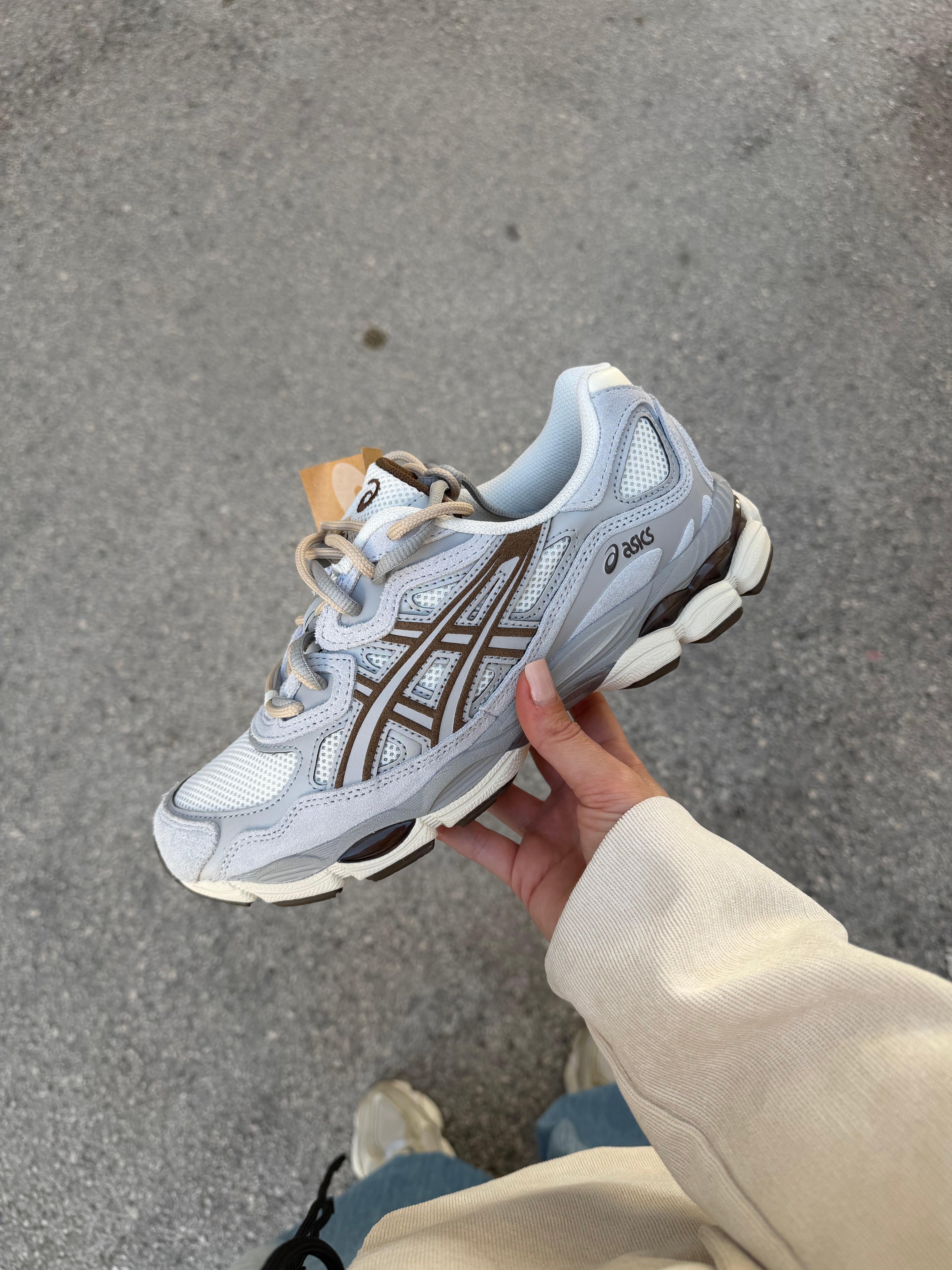 ASICS Gel-NYC - Cream/cement Grey (CodC5B)
