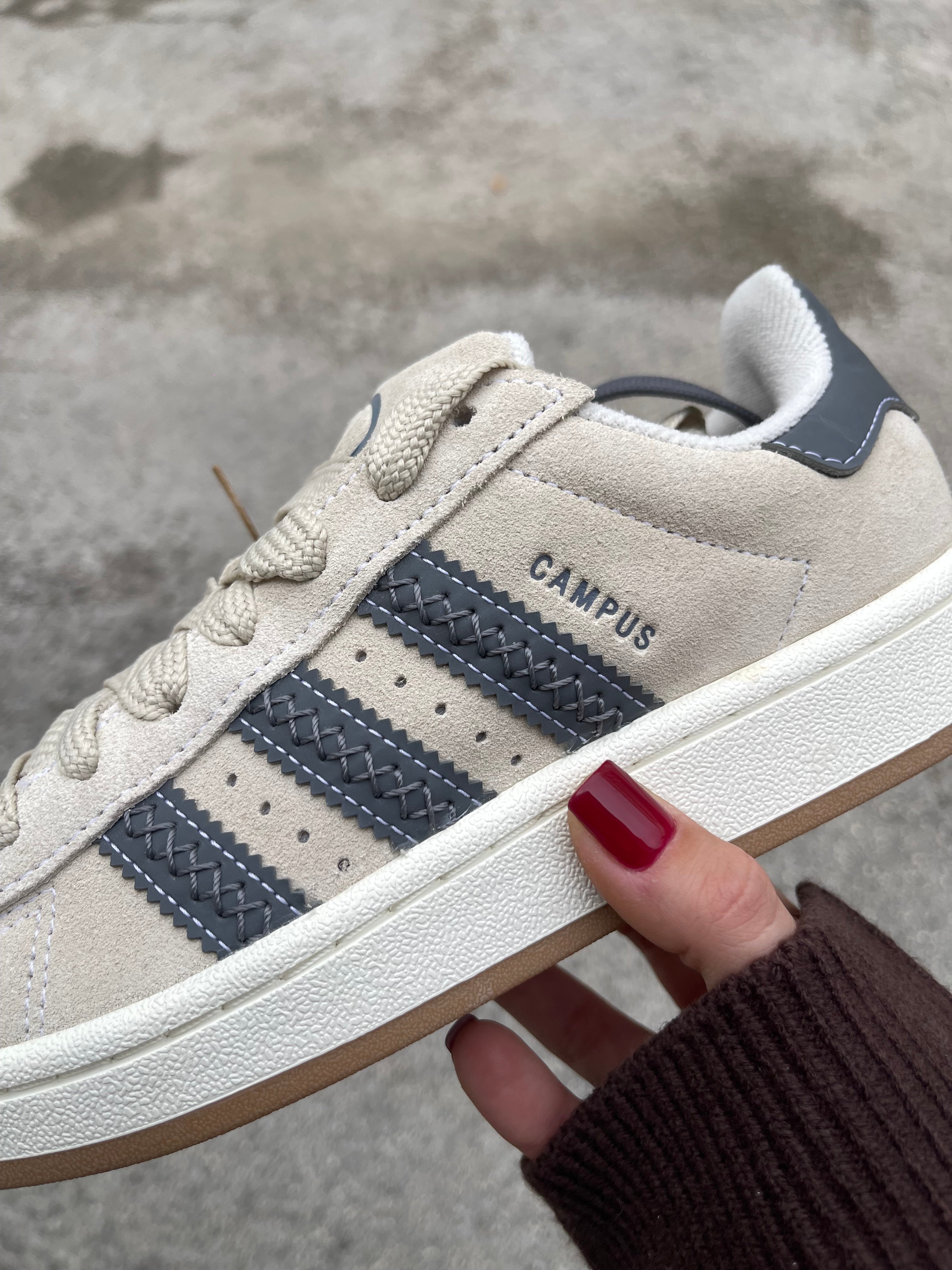Adidas Originals Campus 00s W beige