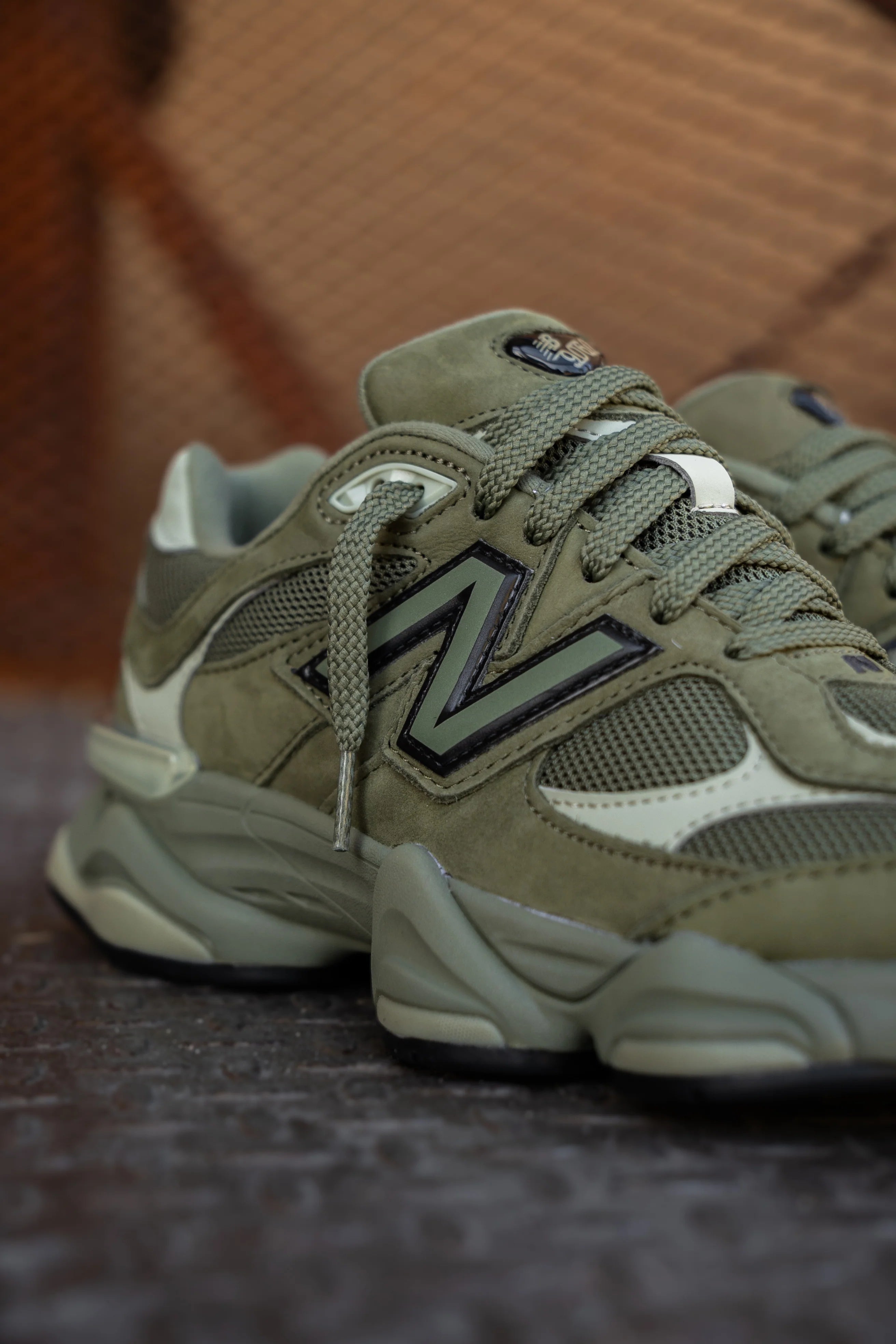 New Balance 9060 Dark Olivine (COD40F)