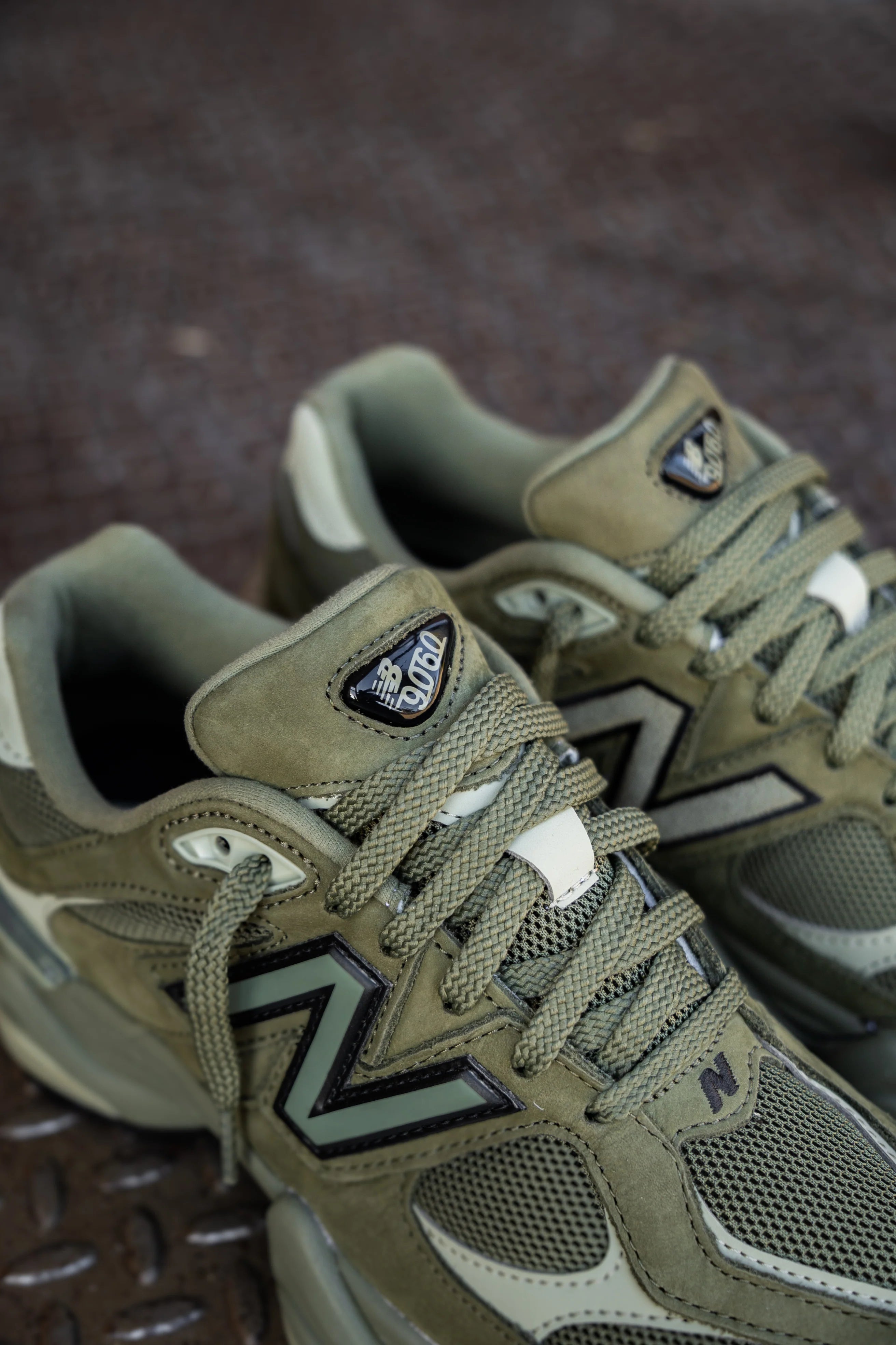 New Balance 9060 Dark Olivine (COD40F)