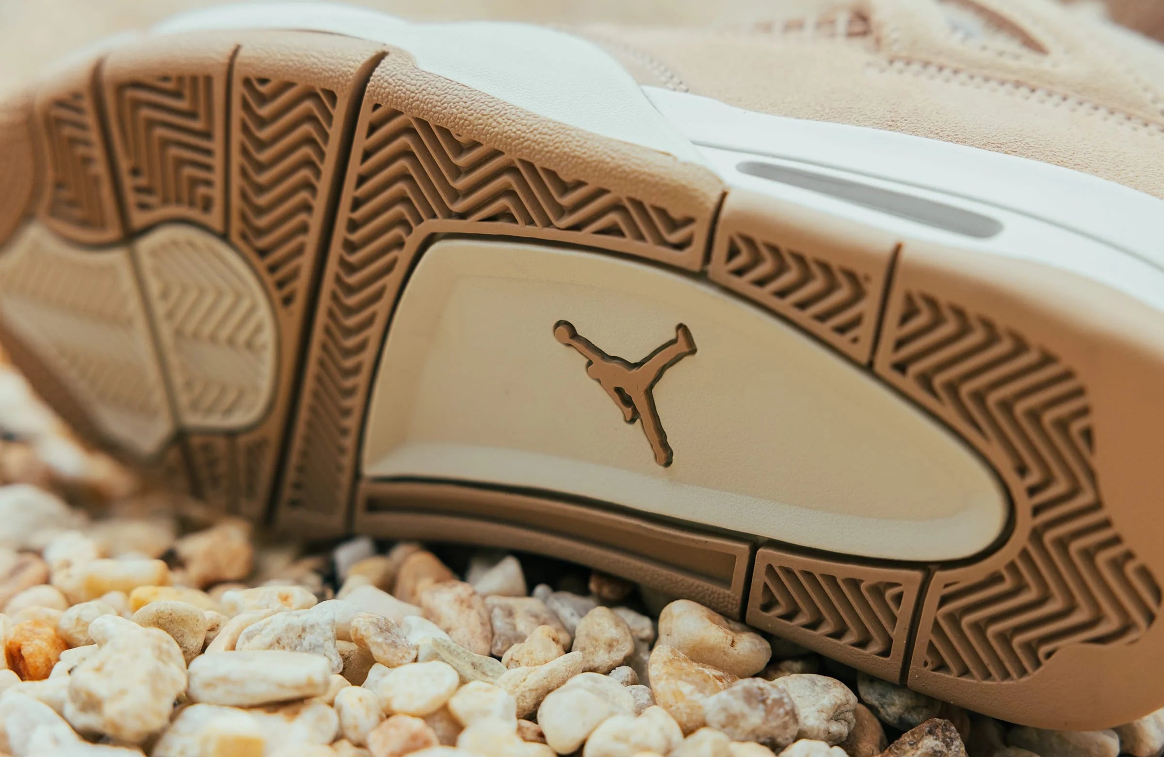 Air Jordan 4 Retro ''Cozy girl''