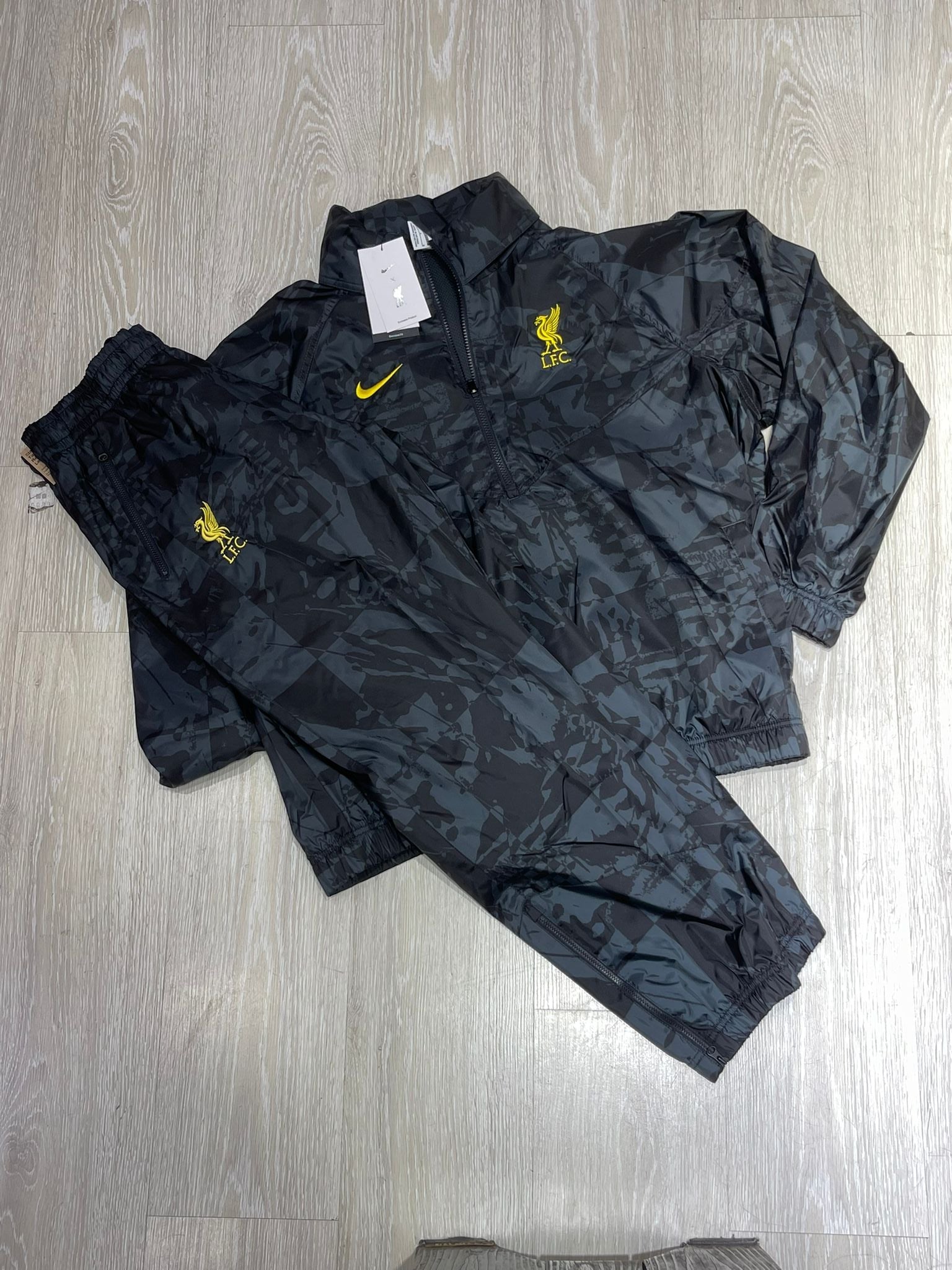 Nike Performance Liverpool FC SUIT