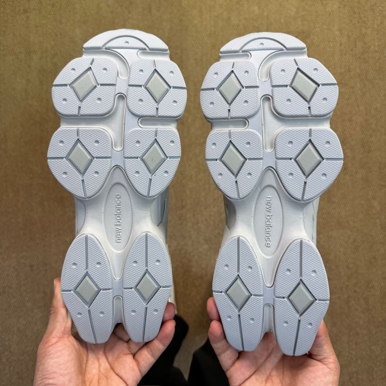 New Balance 9060 "Concrete" (COD38D)