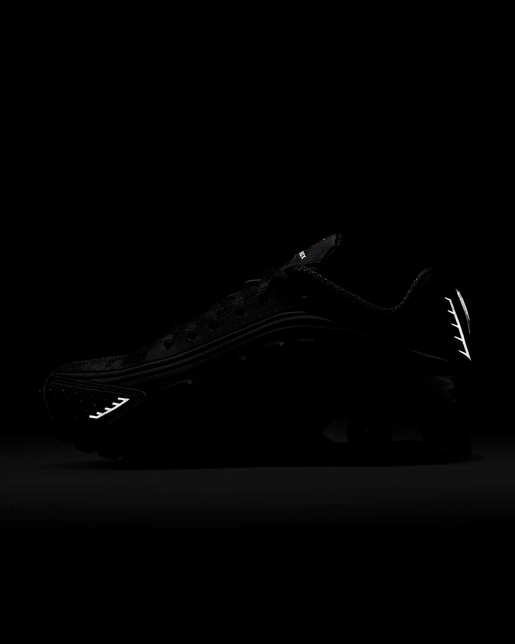 Nike Shox R4 Black Bright Crimson Black (COD45)