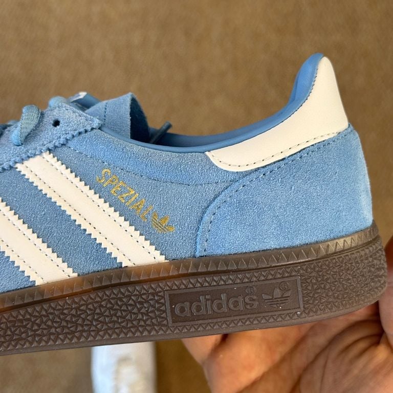 Adidas Spezial in camoscio azzurro