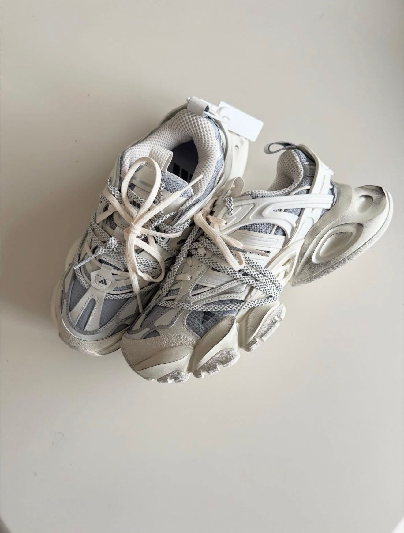 Adidas XLG Runner Deluxe Sail Grey (COD42A)