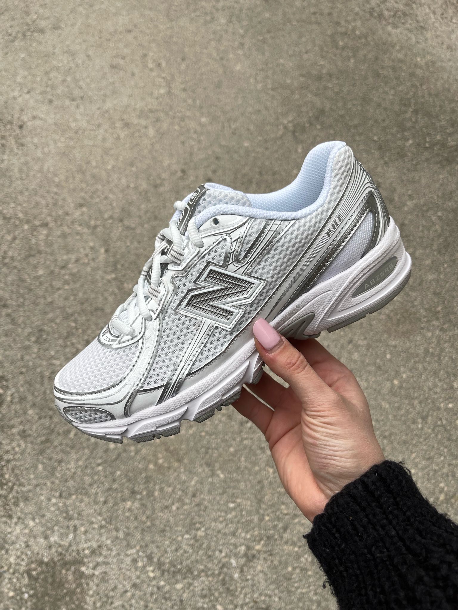 New Balance 740 "White Silver" Unisex (COD37A)