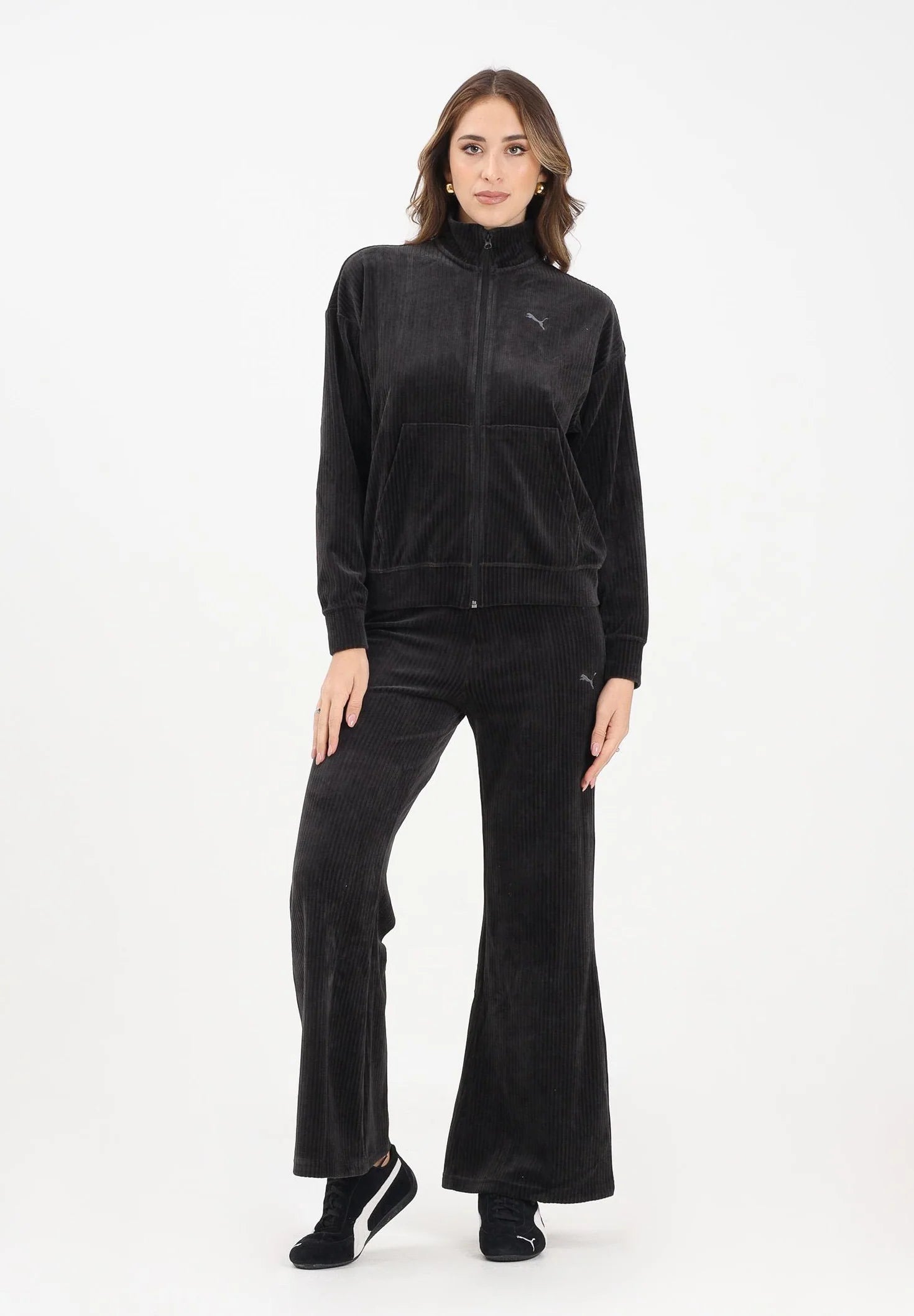 PUMA Tuta sportiva nera da donna realizzata in velluto a costine