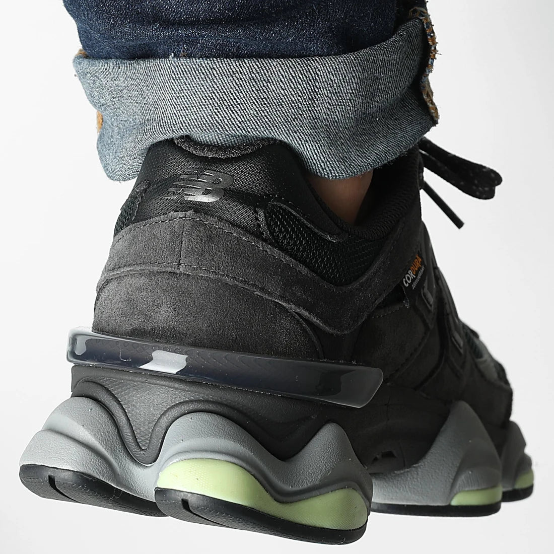 New Balance 9060 Grey Olive (COD48A)