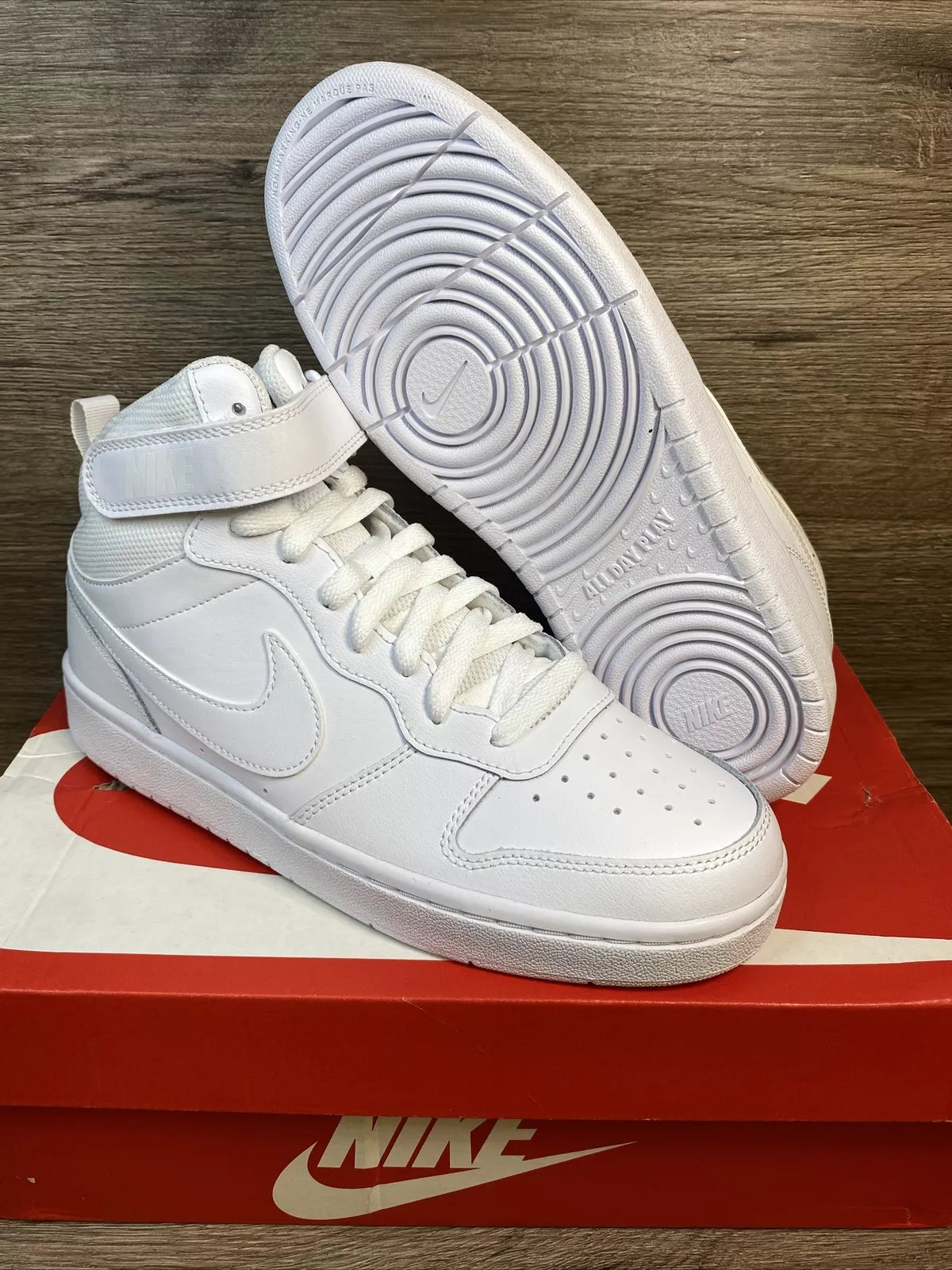 NIKE COURT BOROUGH MID 2 total white