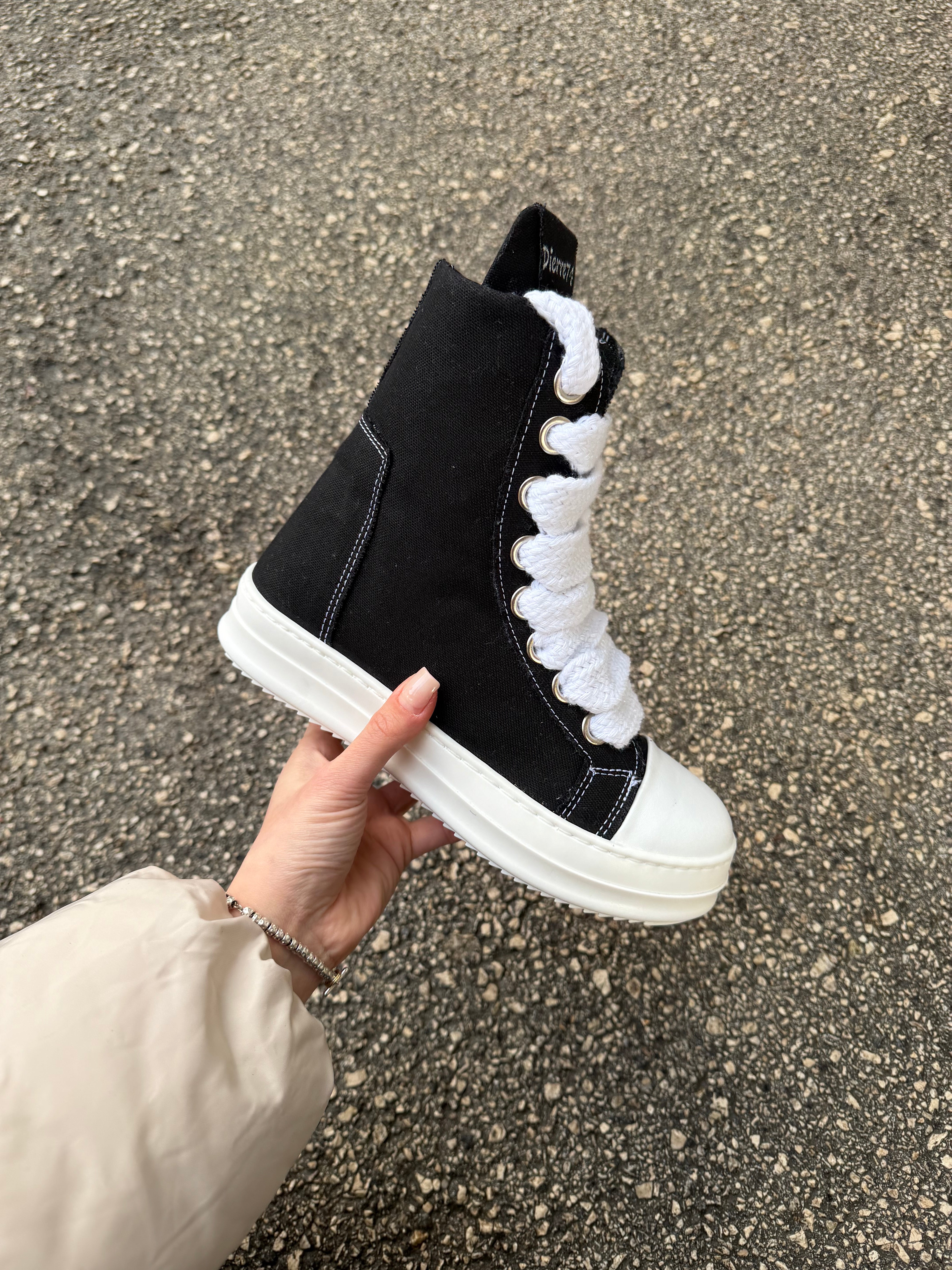 DR74 ARES DENIM BLACK UNISEX