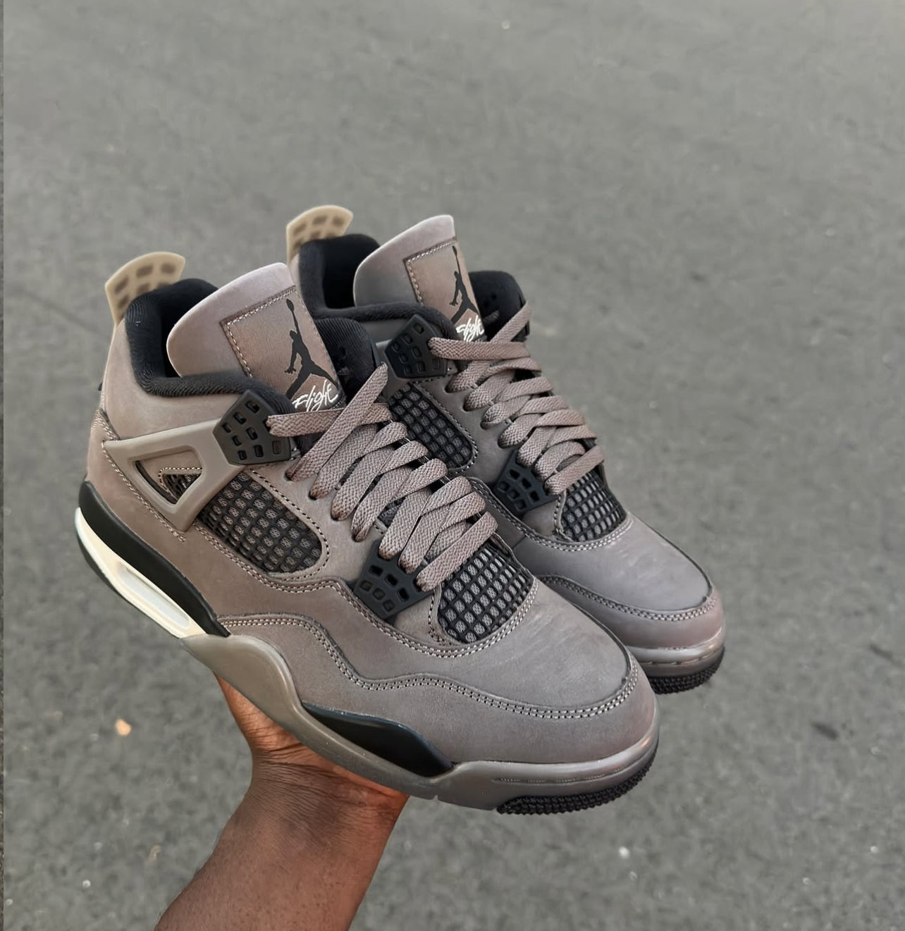 Air Jordan 4 Retro “Cave Stone”