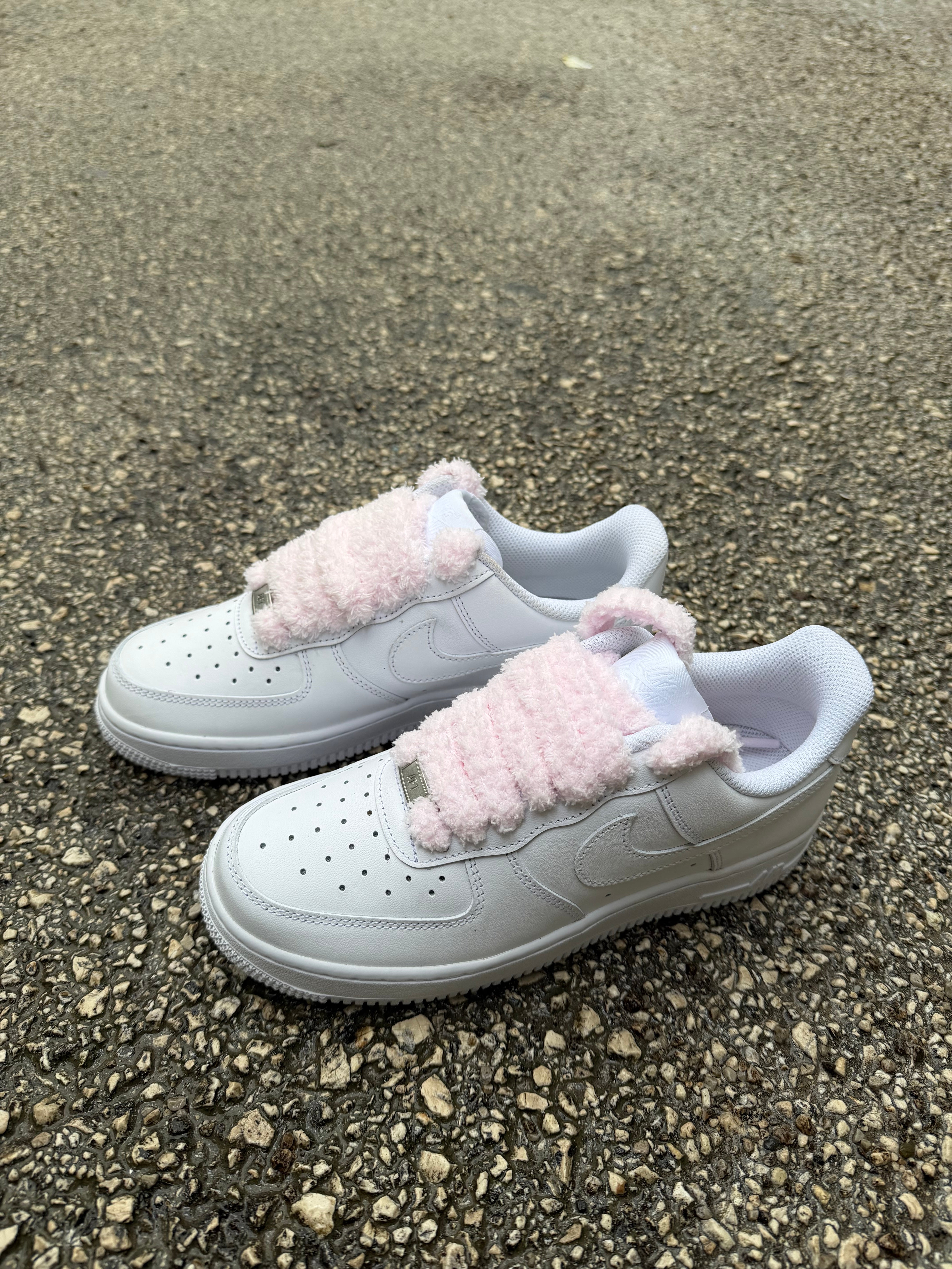Nike Air Force 1 “Pink Teddy Laces“