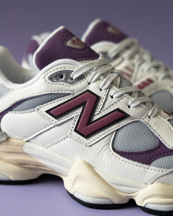 New Balance 9060 Magenta