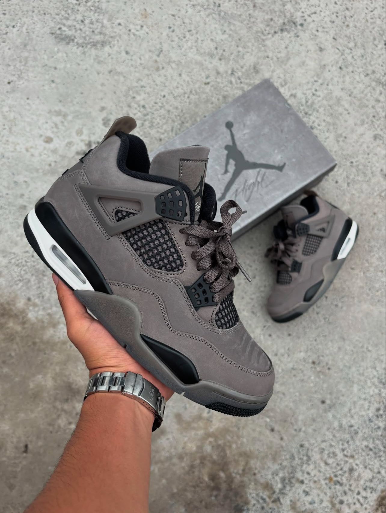 Air Jordan 4 Retro “Cave Stone”