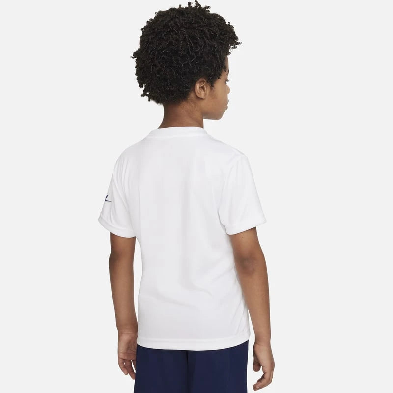 Completo Nike T-shirt e pantaloncino DRI-FIT