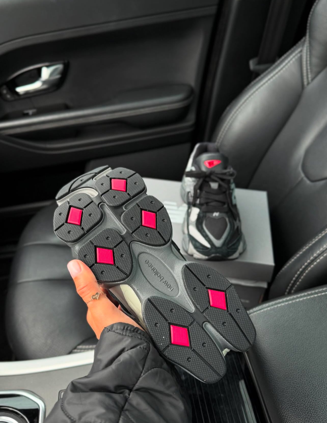 New Balance 9060 Black Castlerock (COD41)