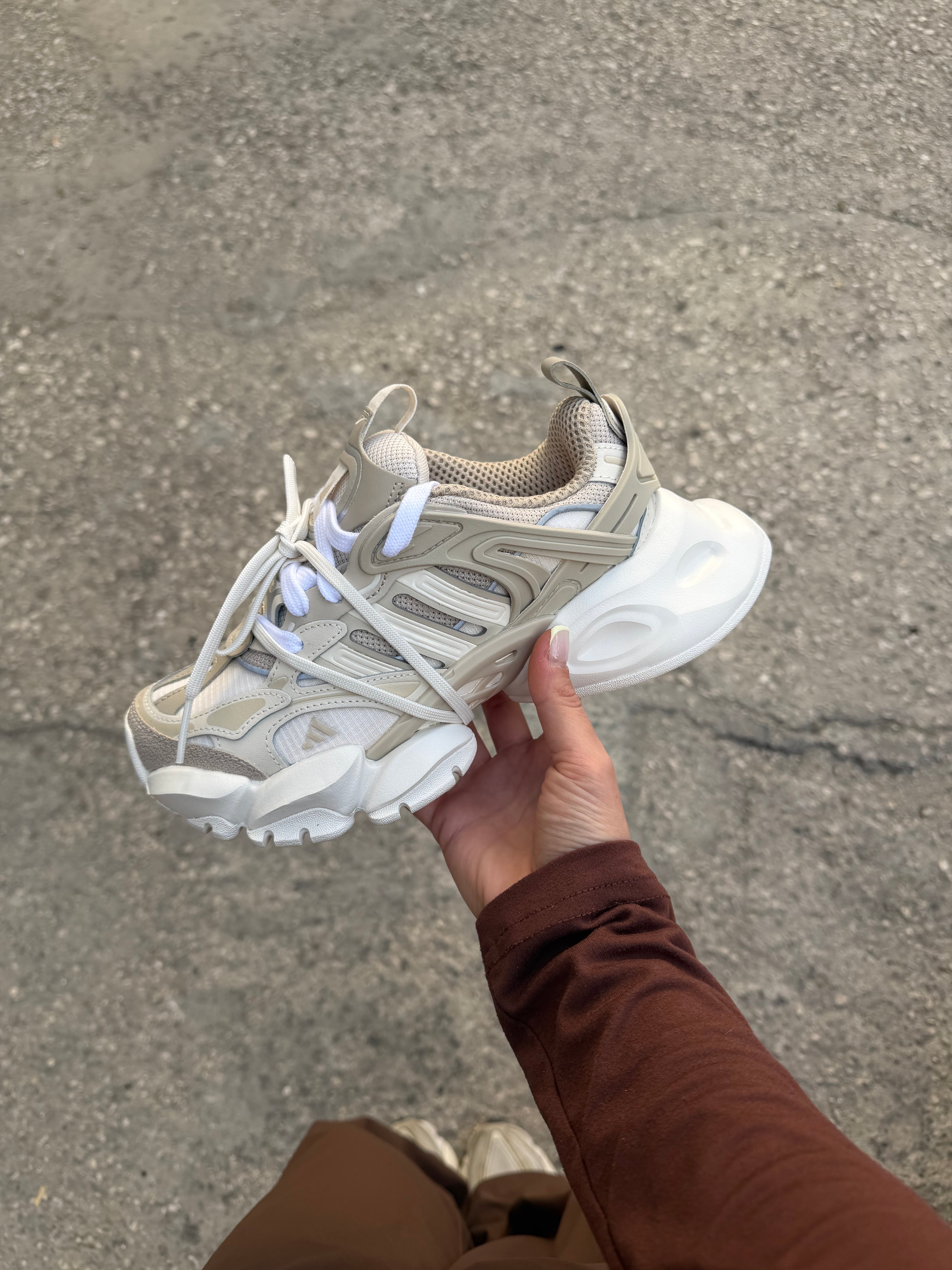 Adidas XLG Runner Deluxe Beige UNISEX (COD42B)