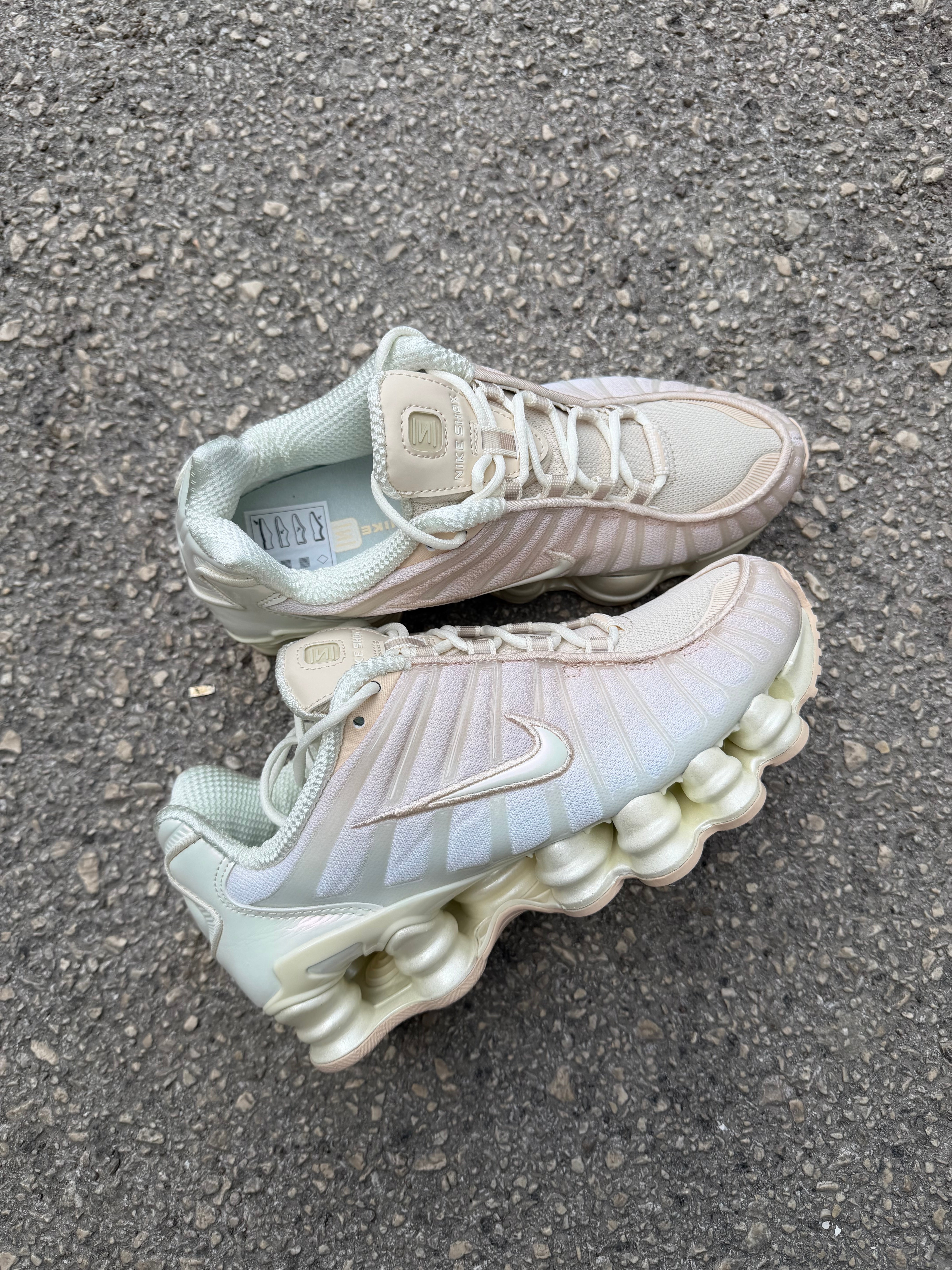 NIKE SHOX TL W ‘PEARL WHITE EDITION (COD 44L)