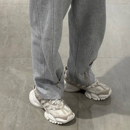 Adidas XLG Runner Deluxe (COD42B)