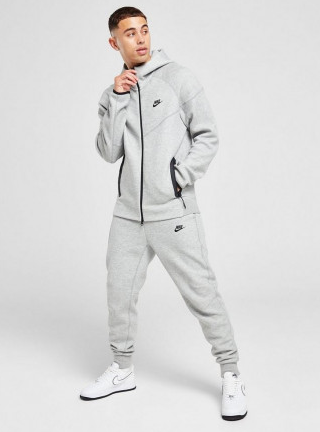 tuta completa Nike tech fleece