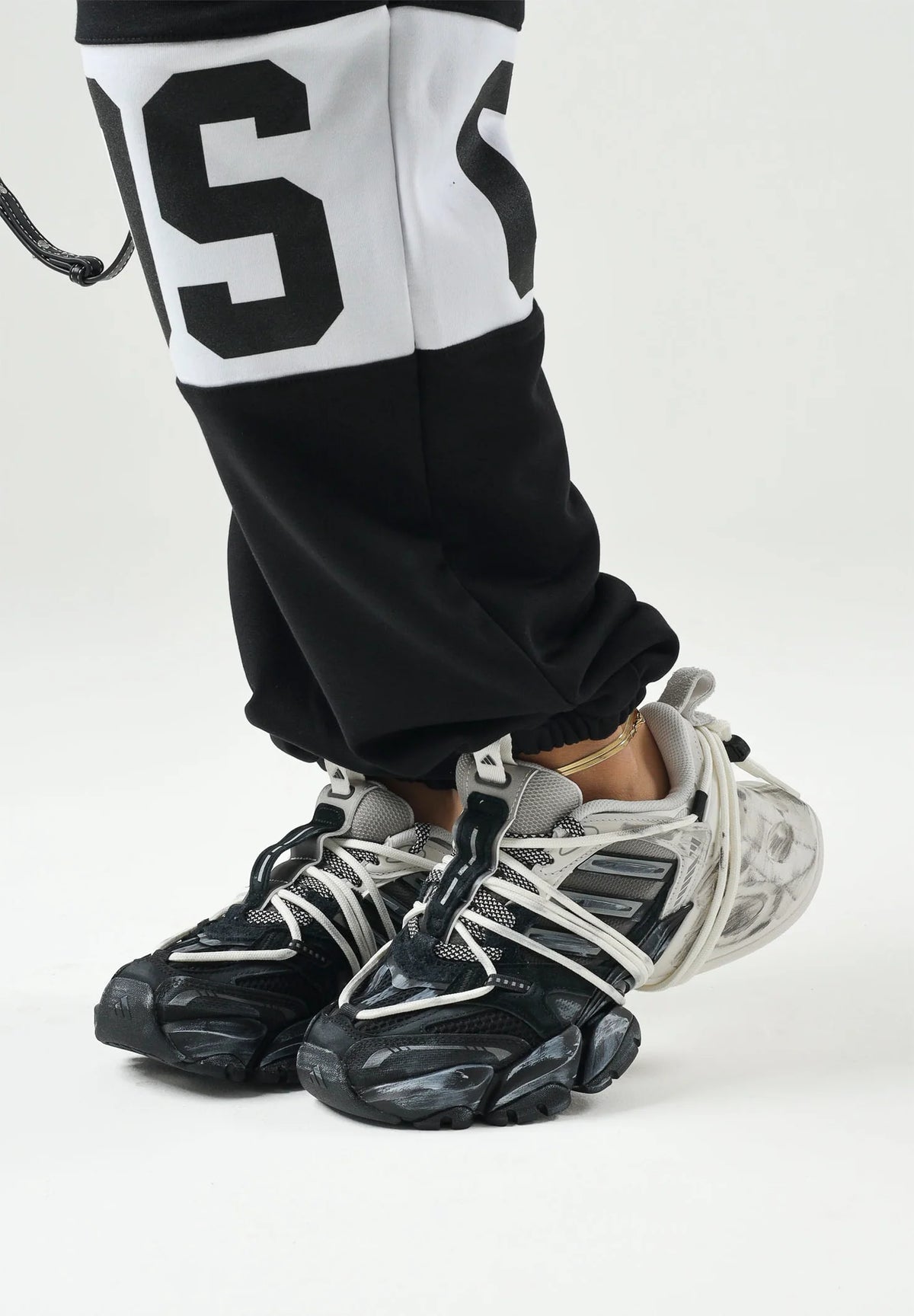 Adidas XLG Runner Deluxe 2.0 White\Black