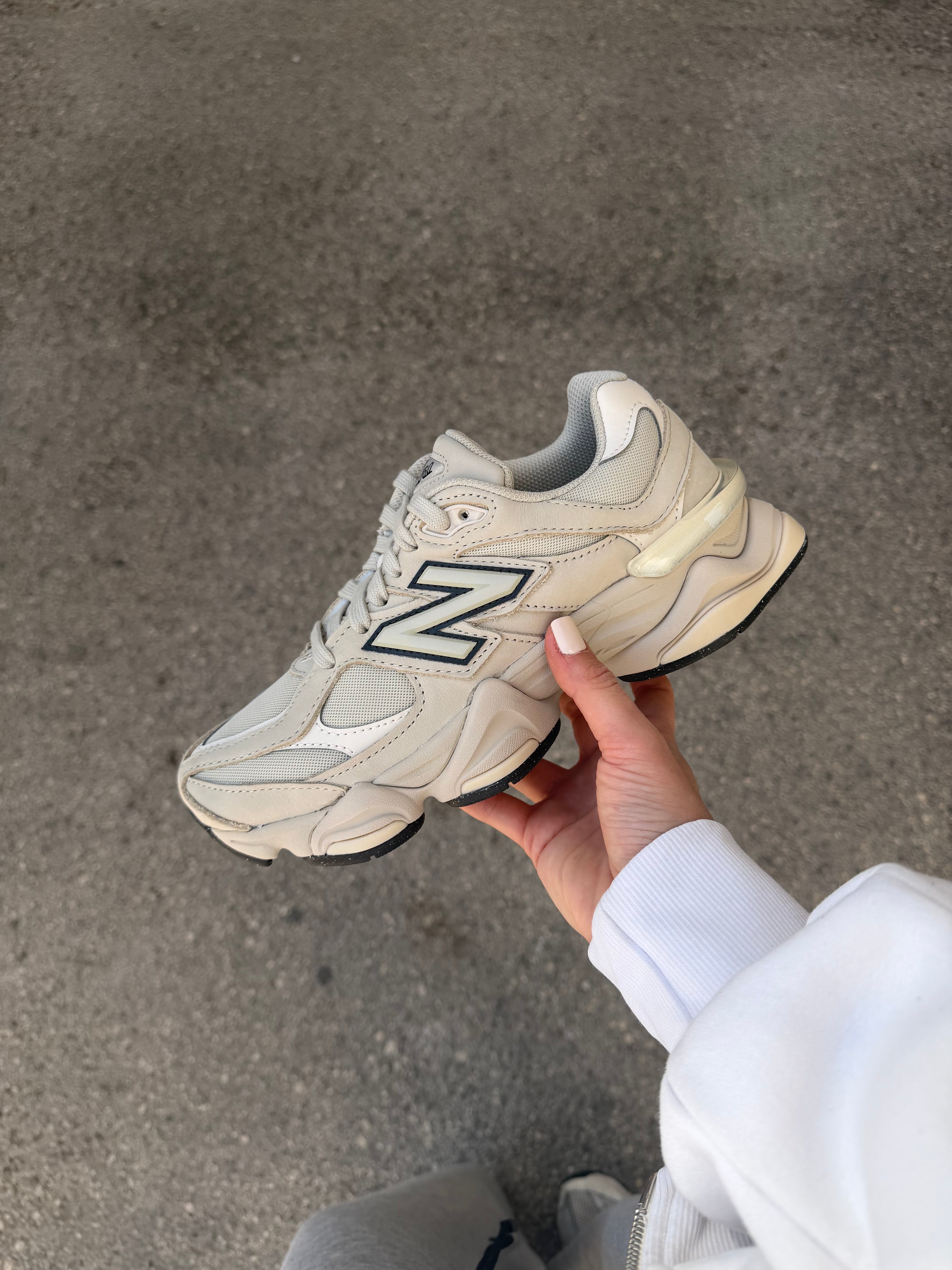 New Balance 9060 “Beige” (COD38H)