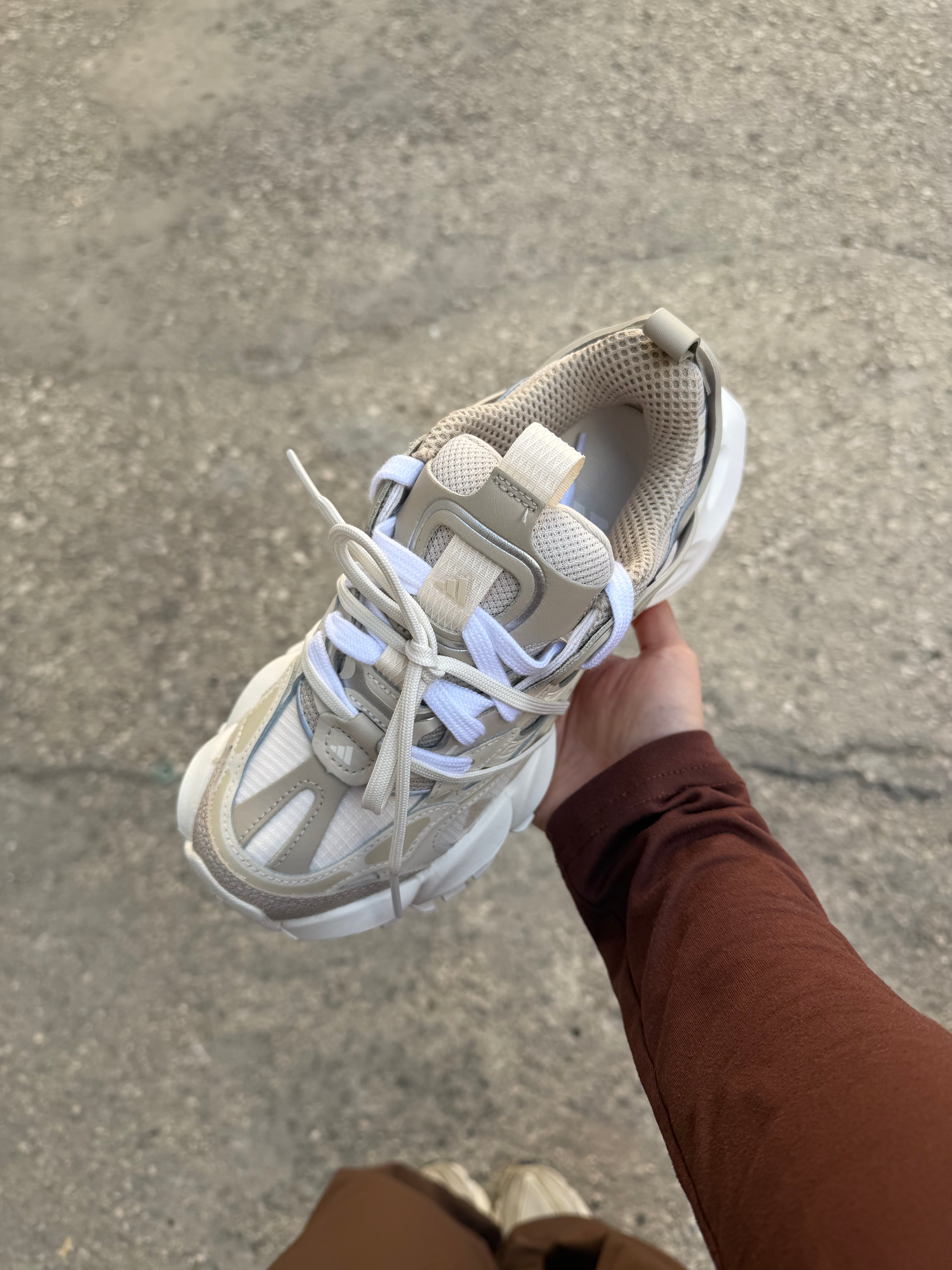 Adidas XLG Runner Deluxe Beige UNISEX (COD42B)