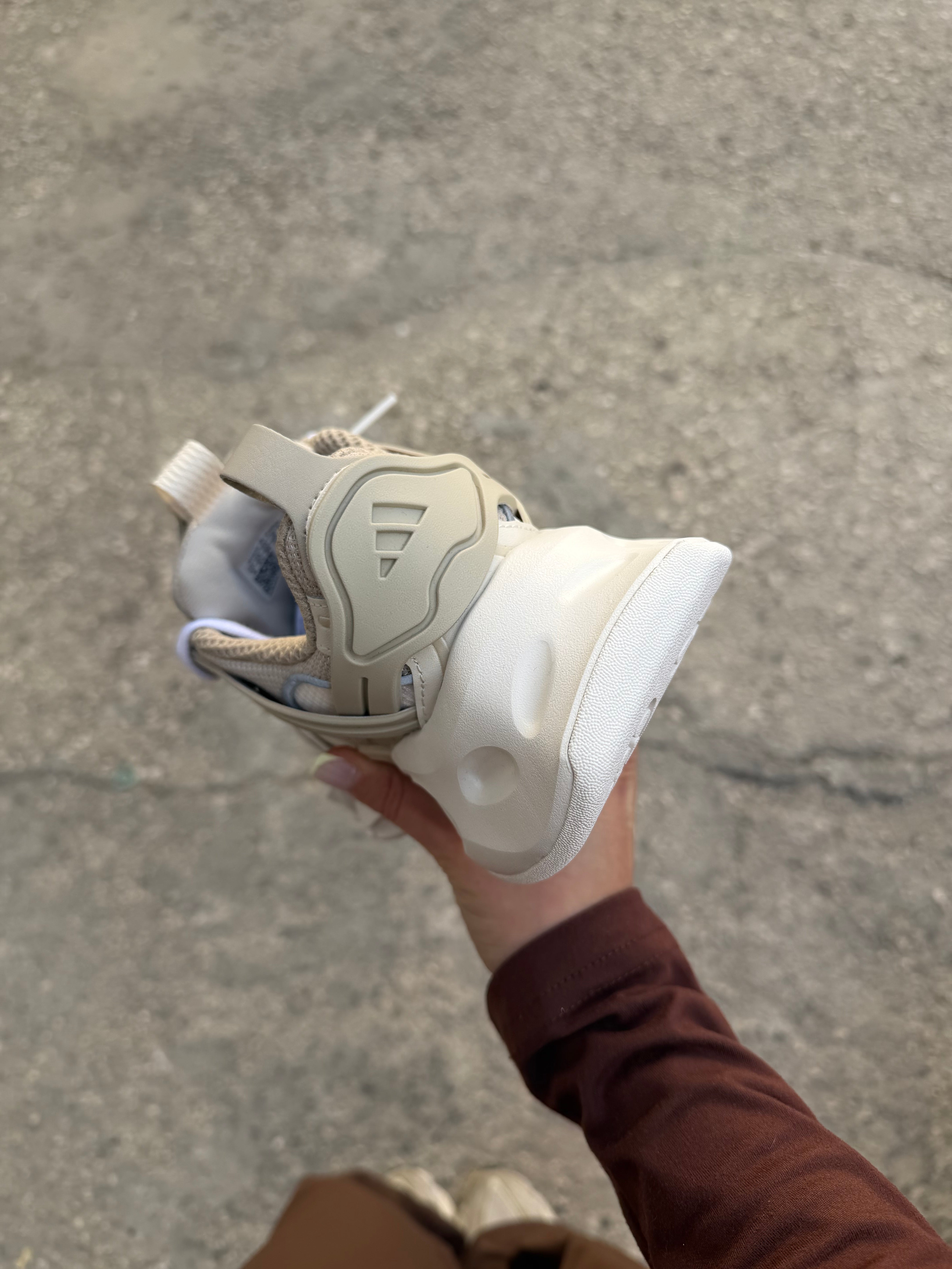 Adidas XLG Runner Deluxe Beige UNISEX (COD42B)
