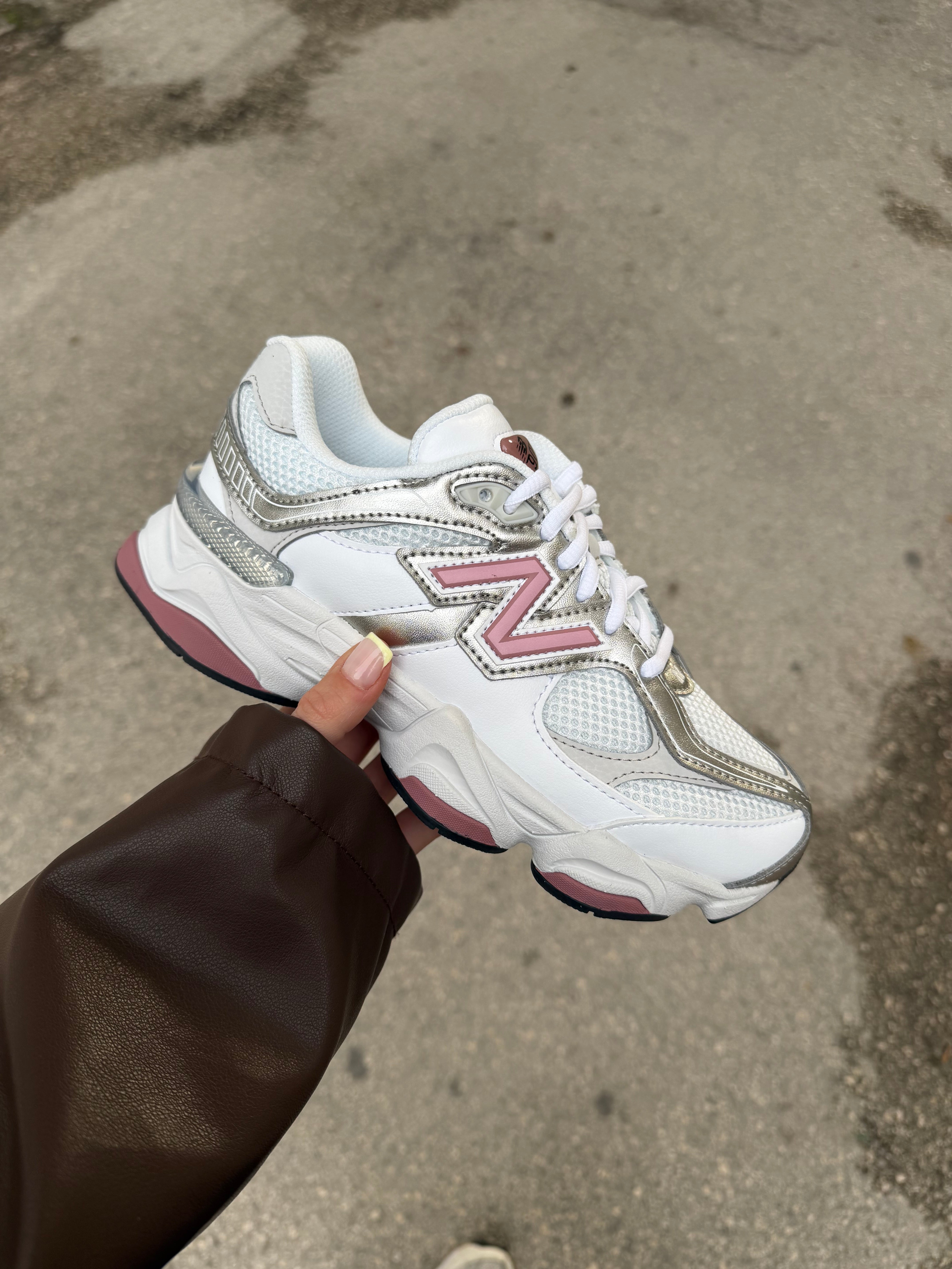 New Balance J 9060 Chrome Rose (COD38E)