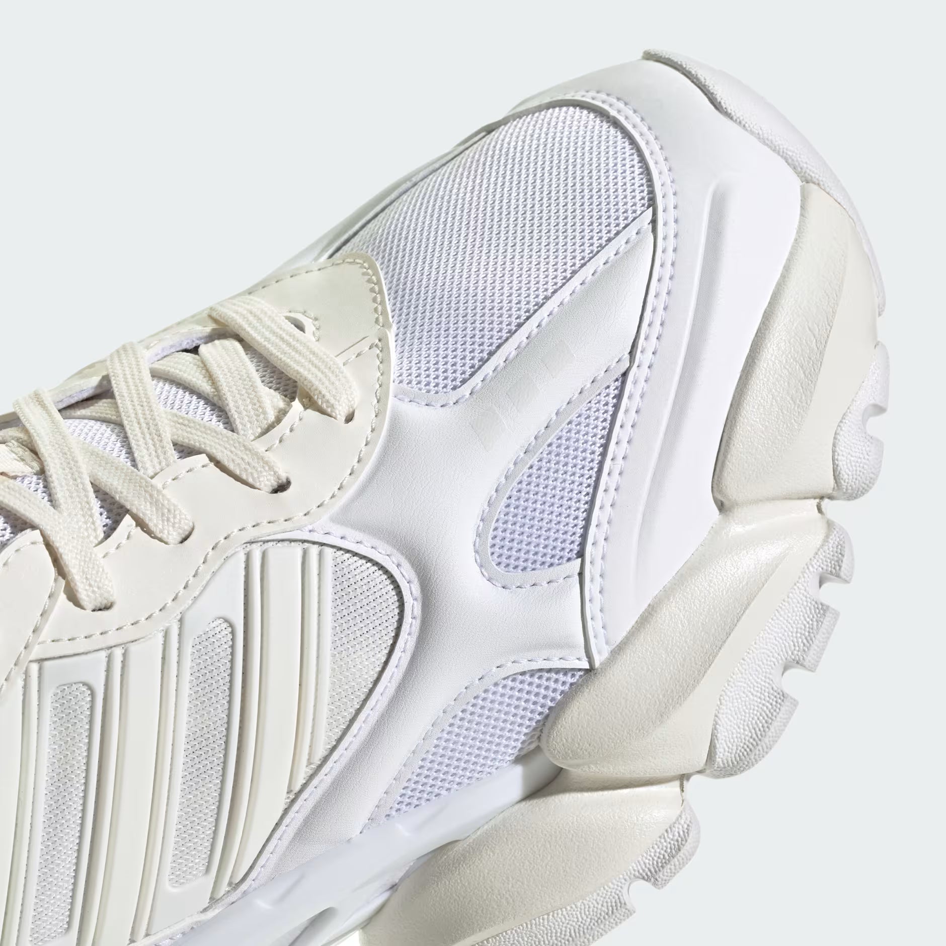 adidas XLG Runner Deluxe White (COD41)