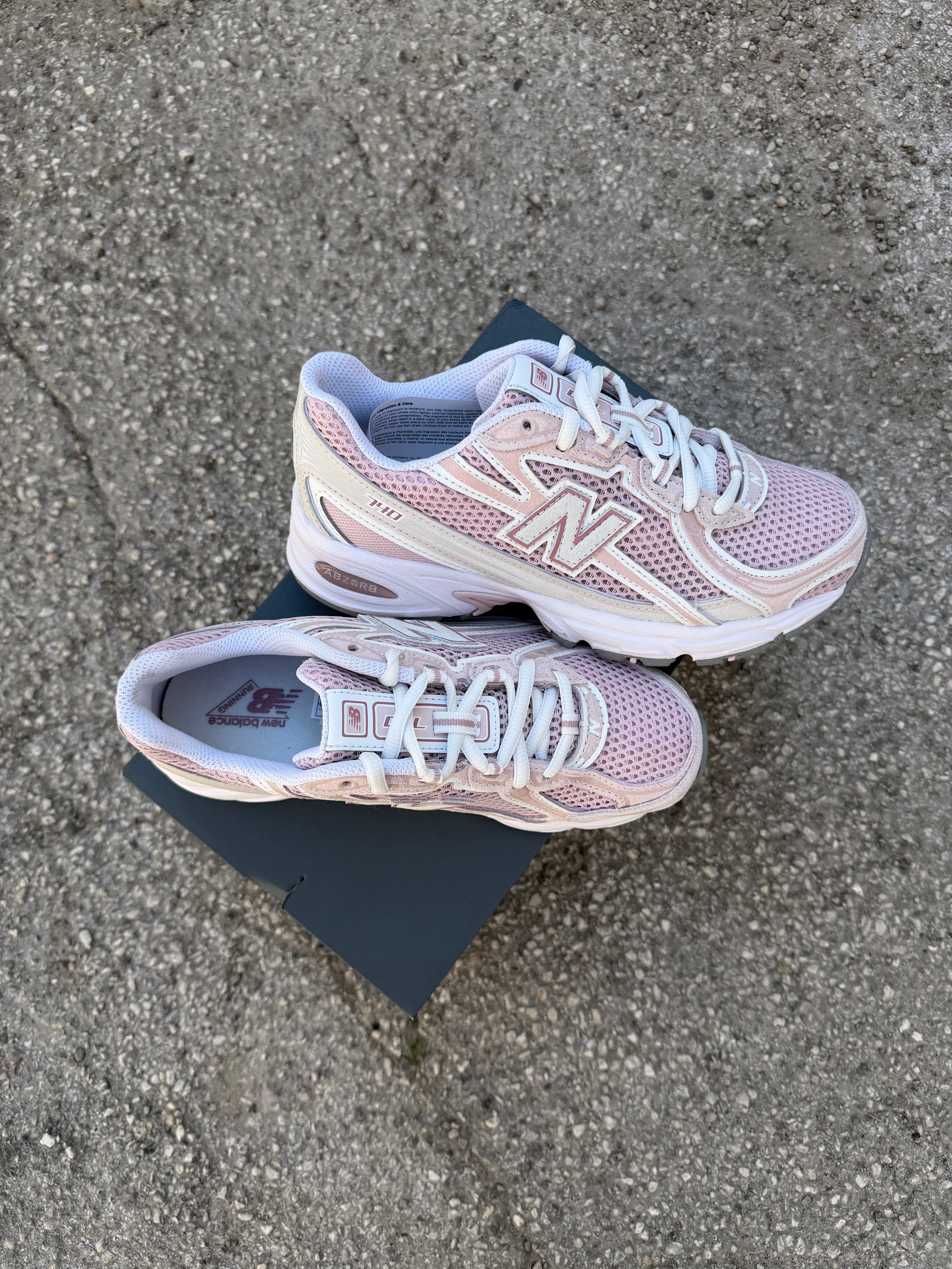 New Balance 740 "Pink Day" (COD37E)