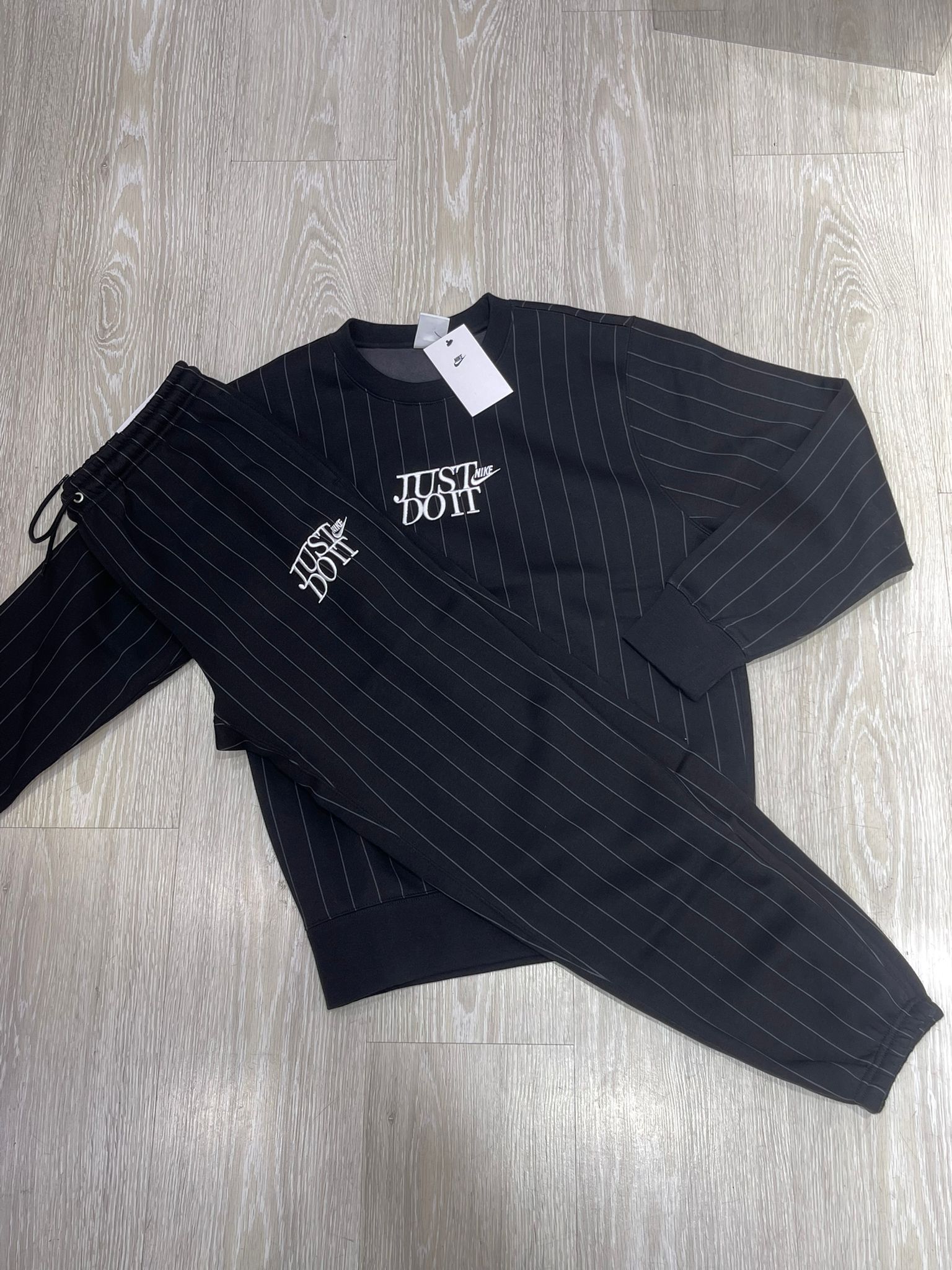 Tuta completa Nike Line Black