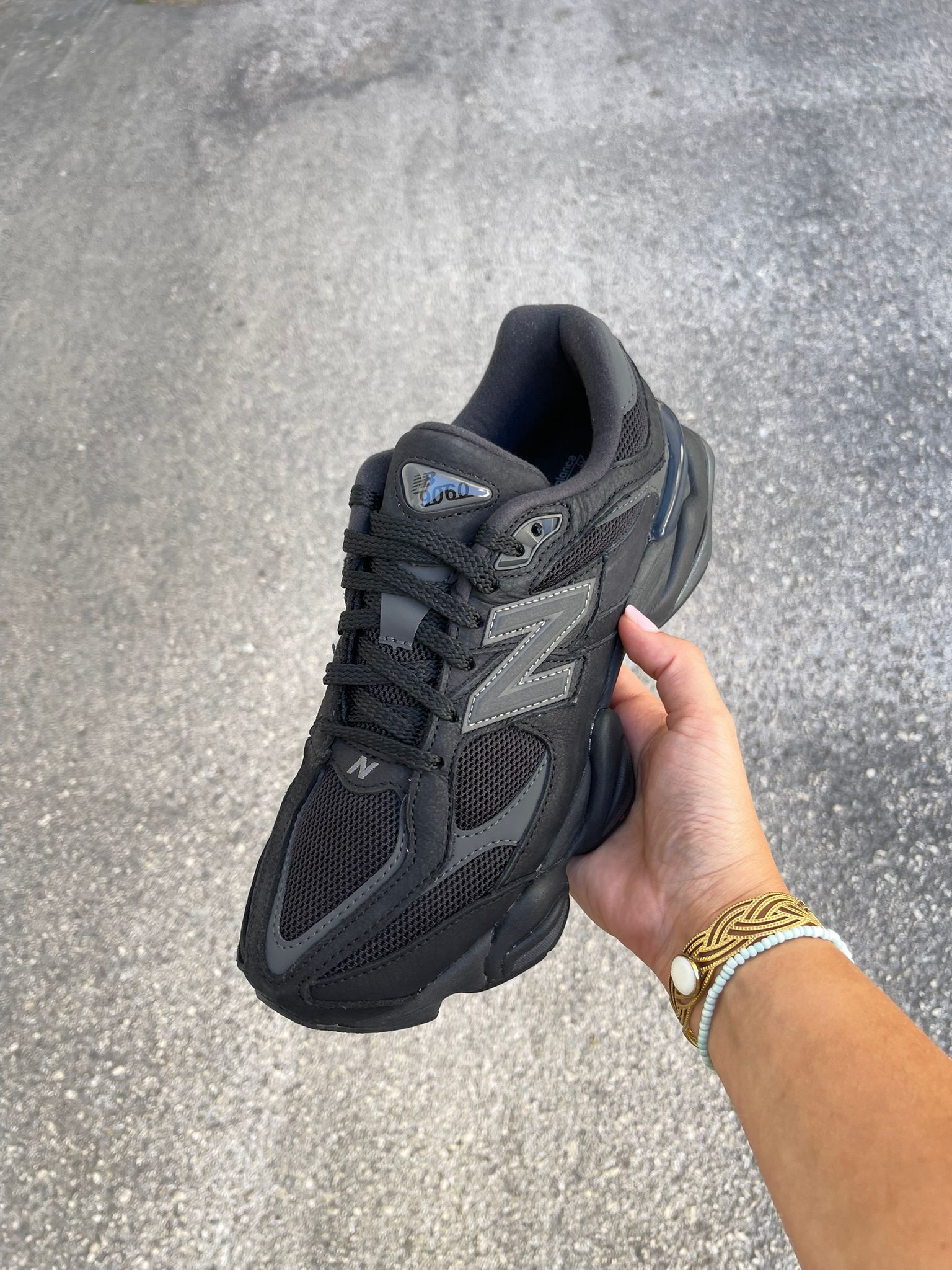 New Balance 9060 TOTAL BLACK (COD40F2)