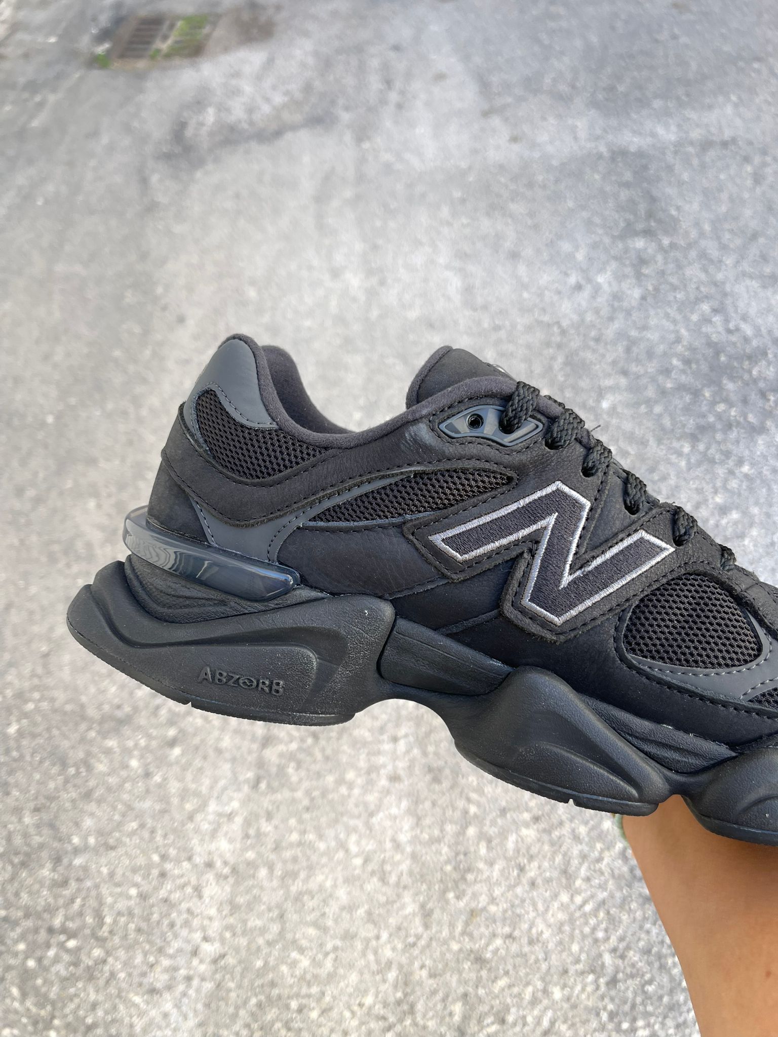New Balance 9060 TOTAL BLACK (COD40F2)