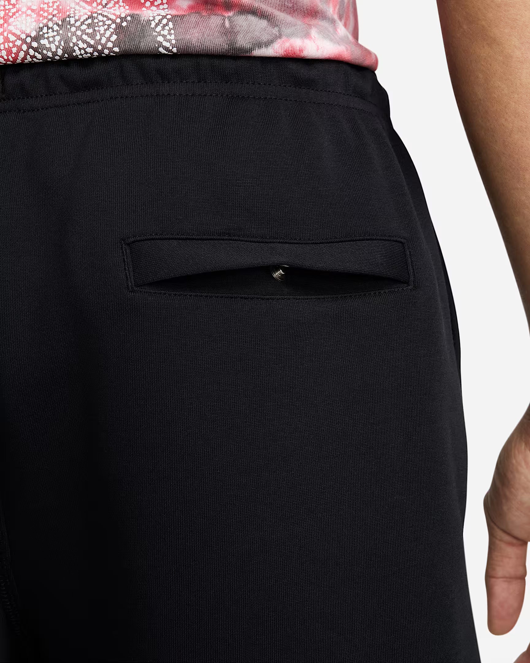 Nike Club Pantaloncini Flow in French Terry