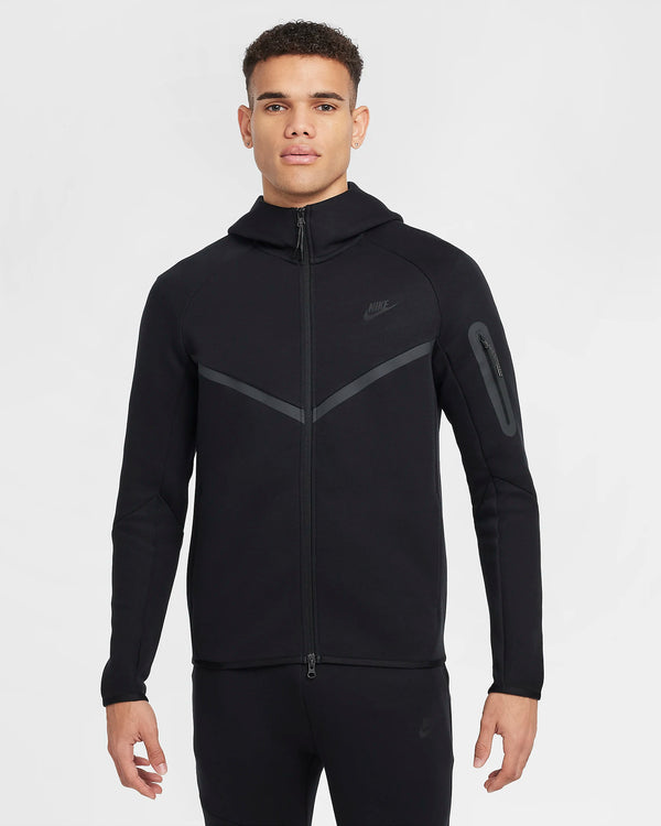 tuta completa Nike tech fleece