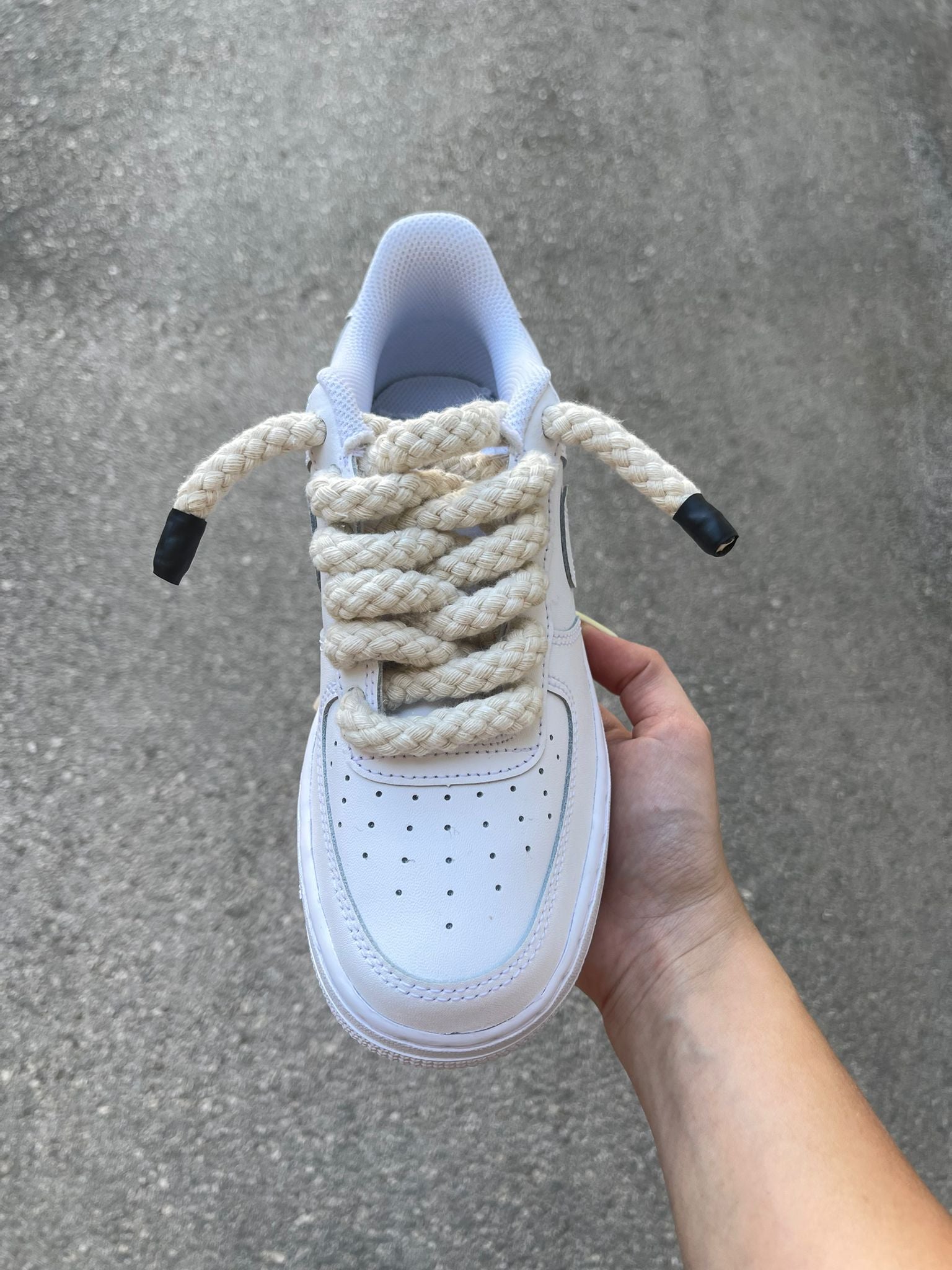Nike Air Force 1 “Rope Laces” con corda beige