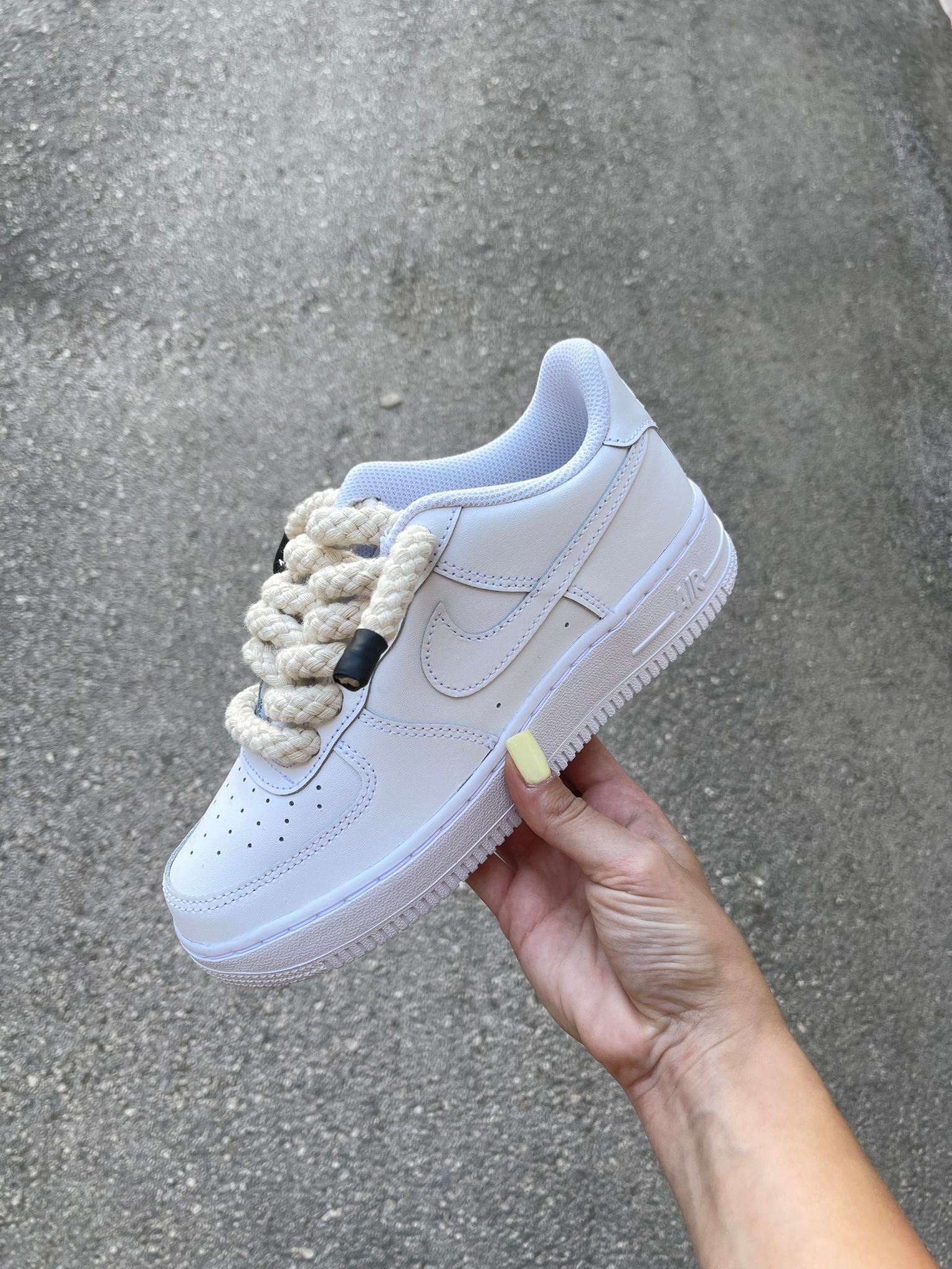 Nike Air Force 1 “Rope Laces” con corda beige