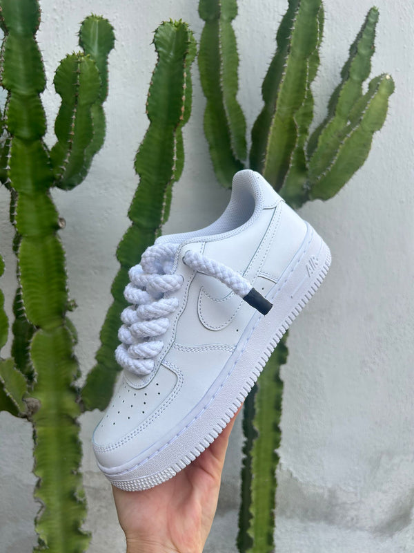 Nike Air Force 1 “Rope Laces” bianca con corda bianca