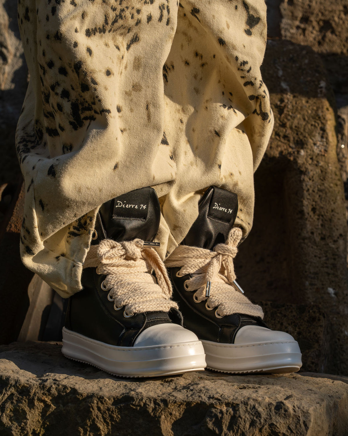 DR74 ARES 'BLACK'