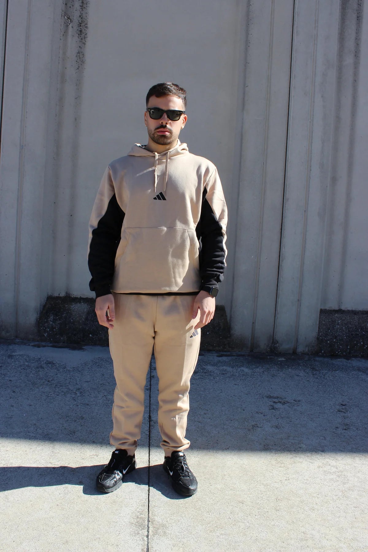 Adidas TUTA completa