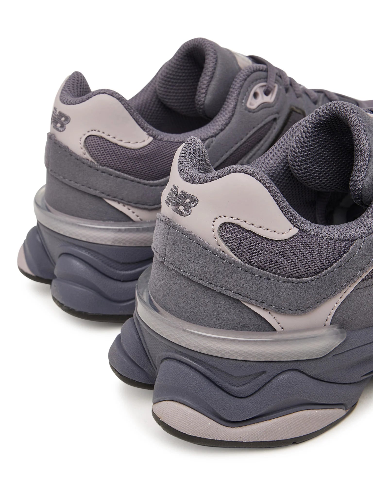 New Balance 9060 “Violette” (COD38F)