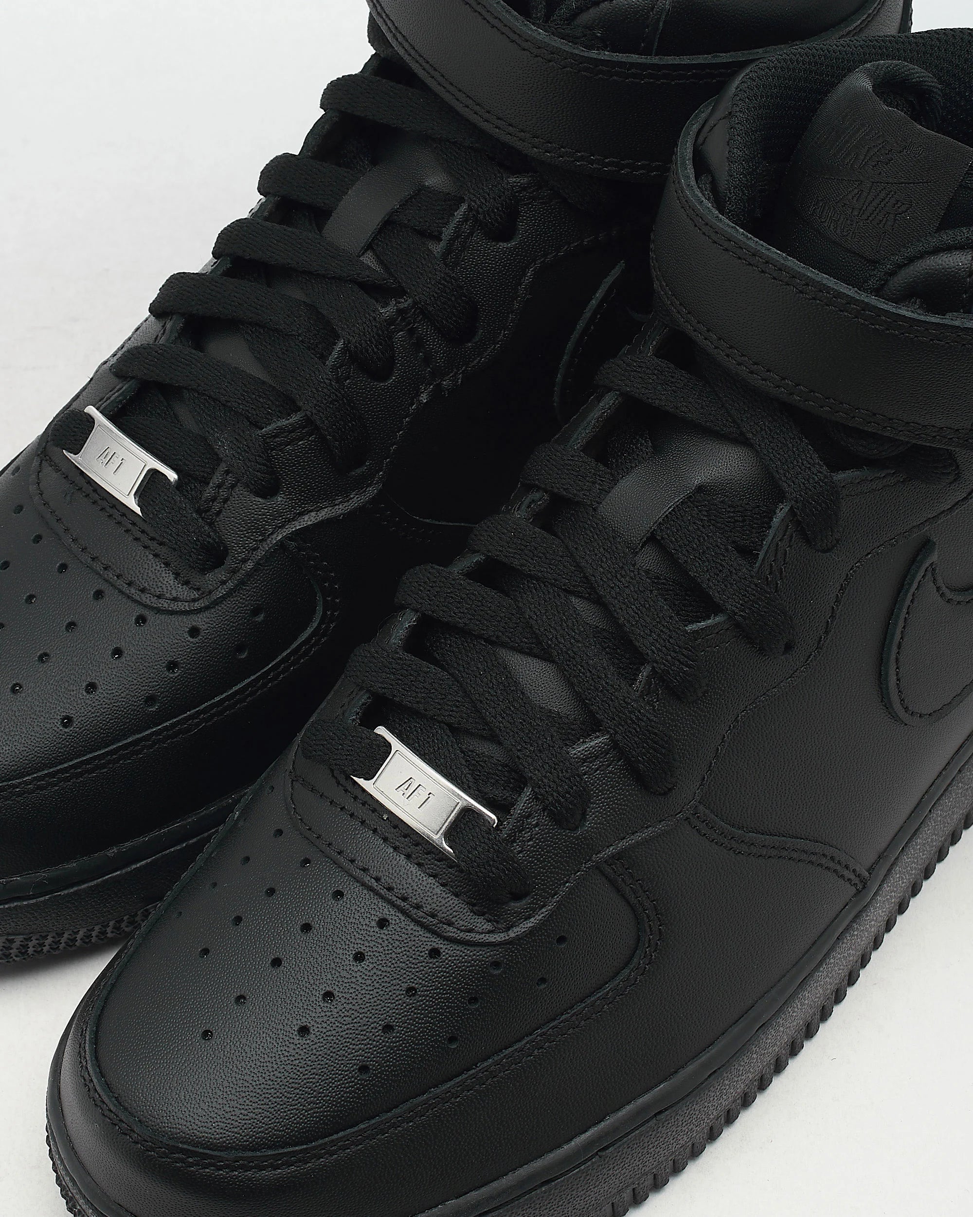 Nike Air Force 1 Mid '07 BLACK (COD15)