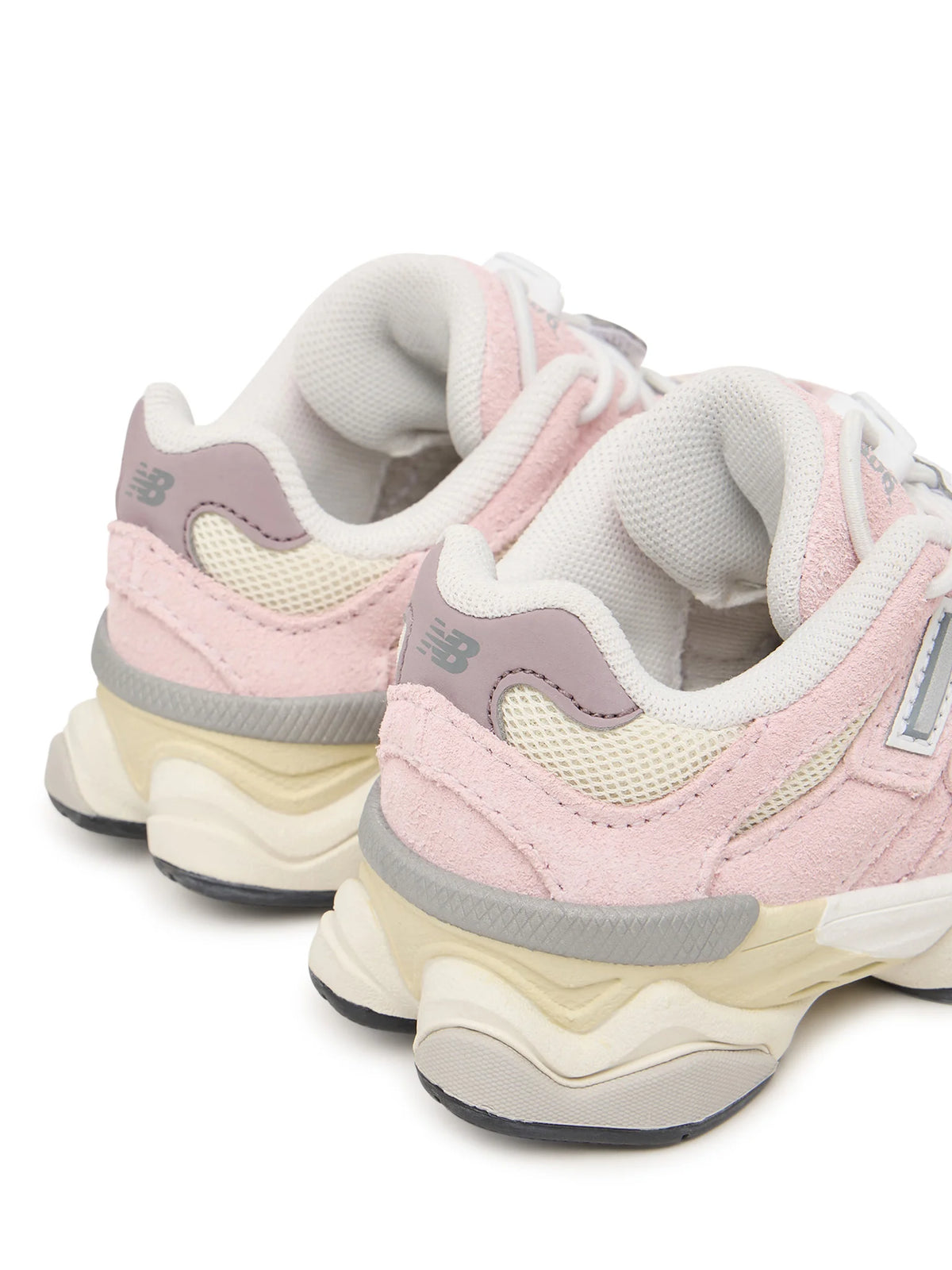New Balance 9060 Pink (COD33)